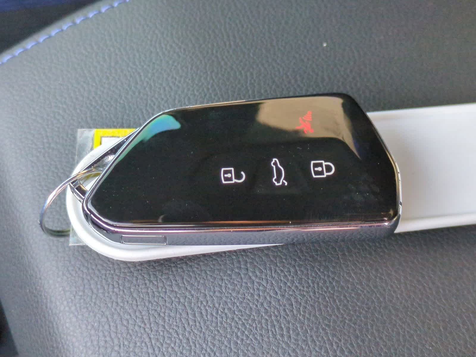 Thumbnail: 2025 Volkswagen Golf - 33