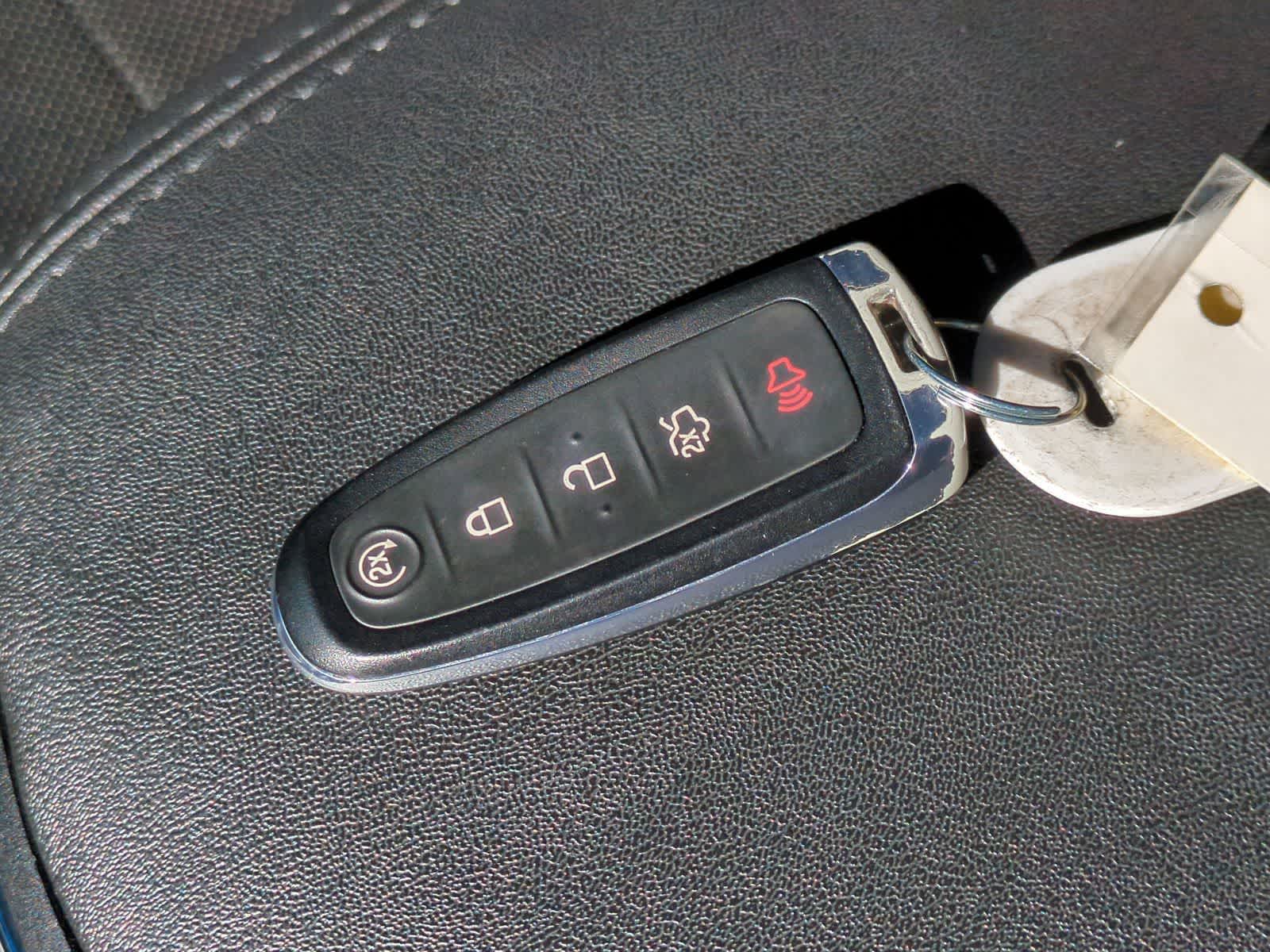 Thumbnail: 2015 Ford Taurus - 36