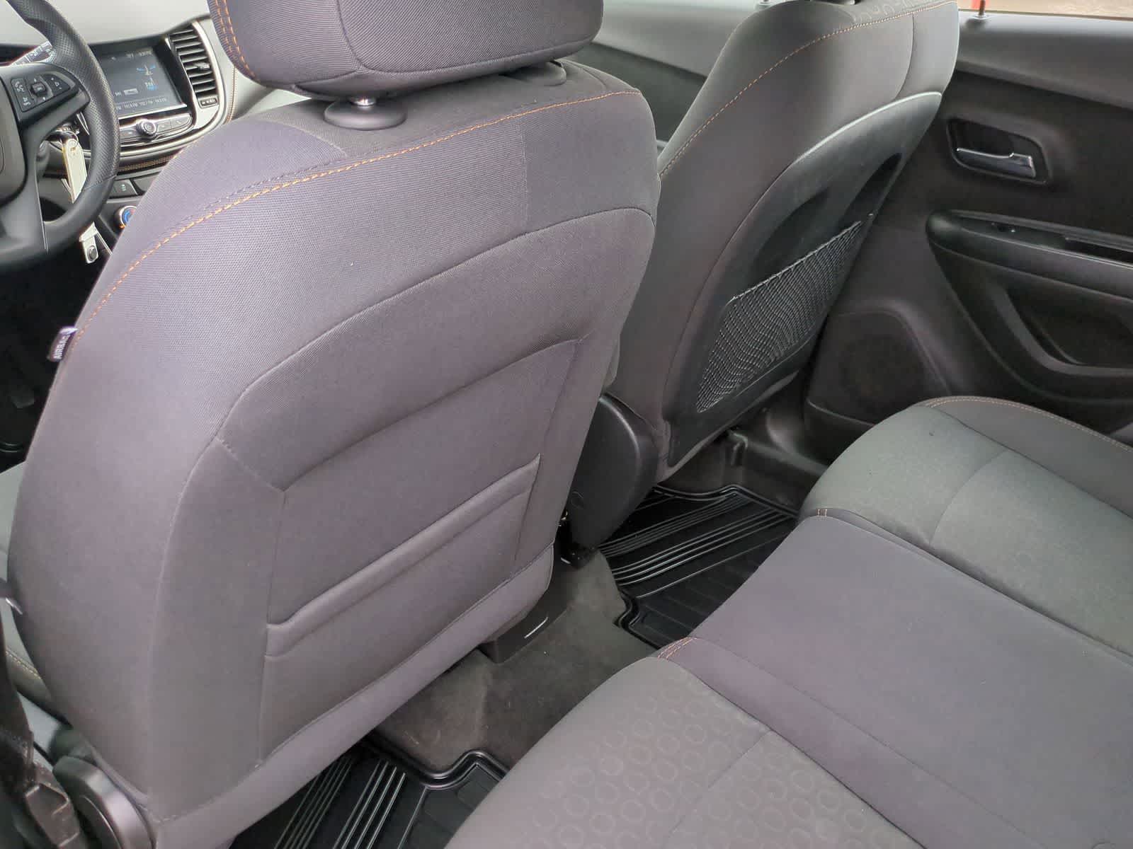Thumbnail: 2017 Chevrolet Trax - 17