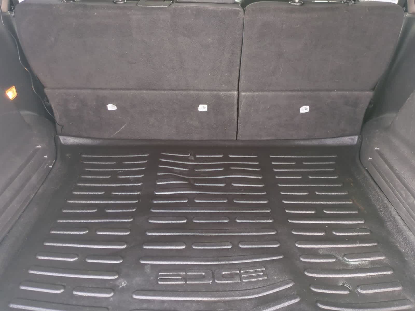 Thumbnail: 2013 Ford Edge - 32