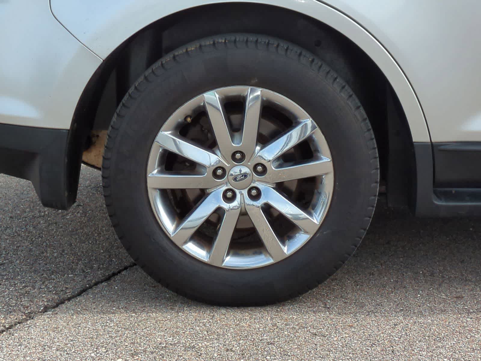 Thumbnail: 2012 Ford Edge - 13