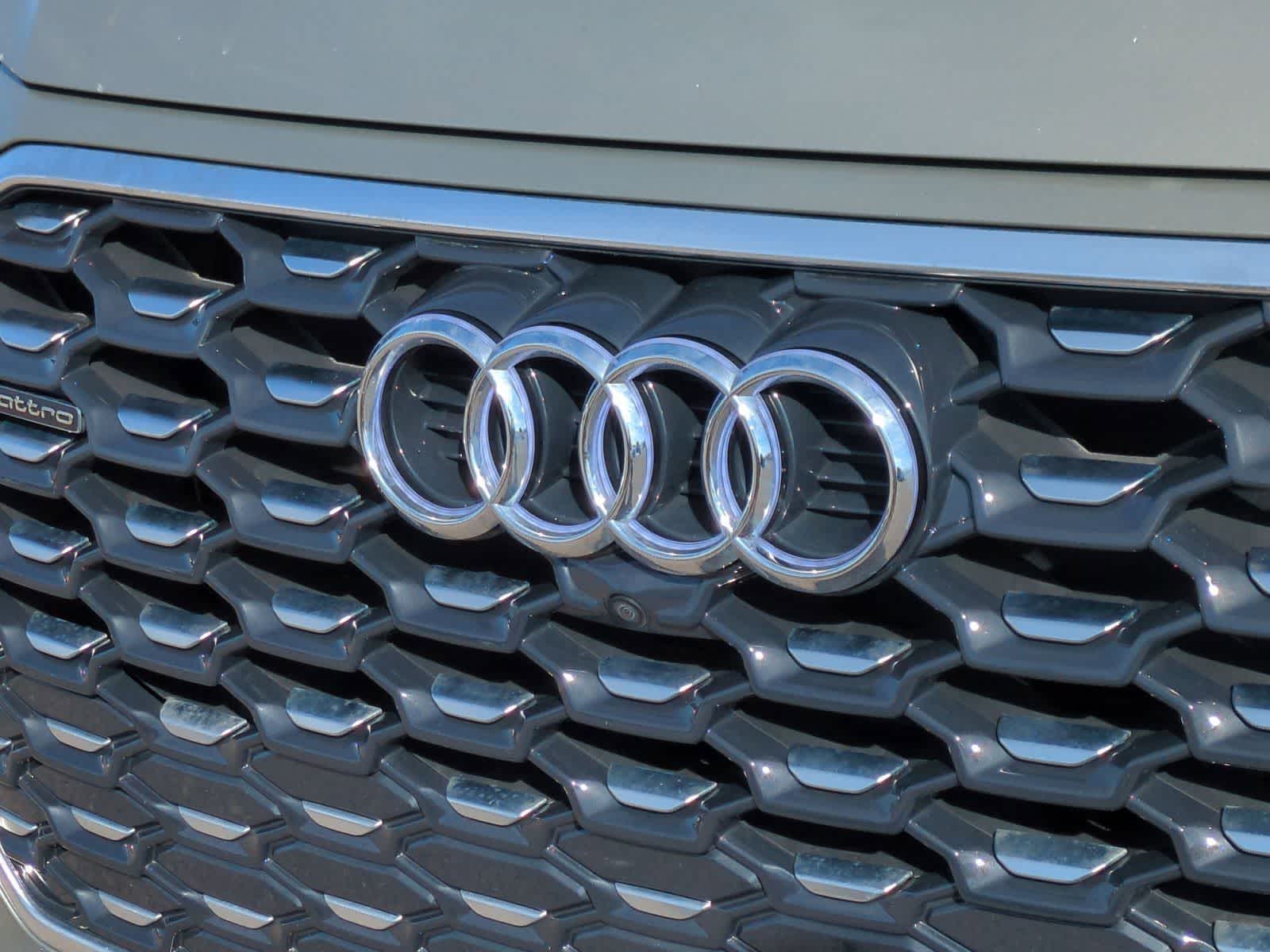 Thumbnail: 2024 Audi Q5 - 12