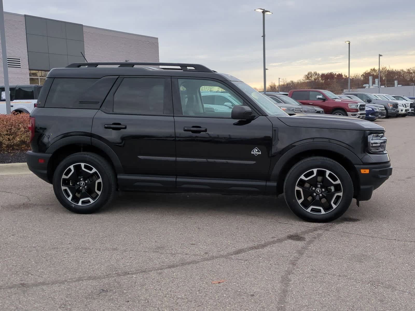 Thumbnail: 2023 Ford Bronco Sport - 9