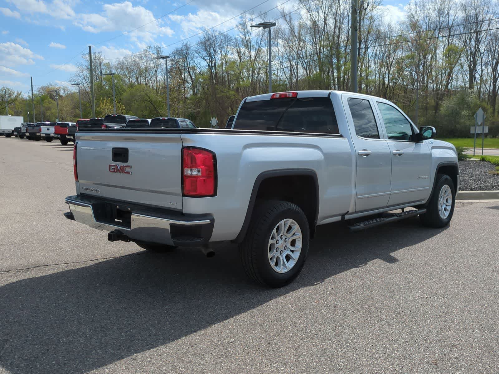 Thumbnail: 2017 GMC Sierra 1500 - 8