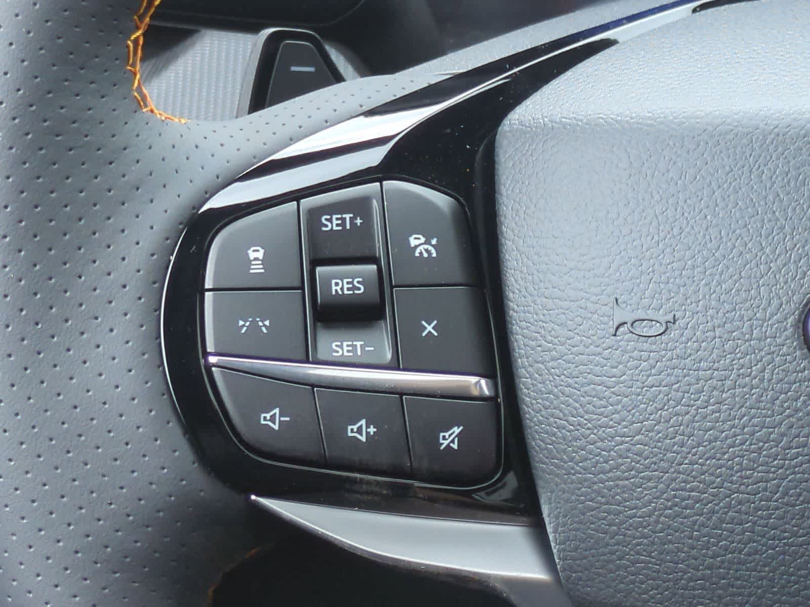 Thumbnail: 2026 Ford Explorer - 25