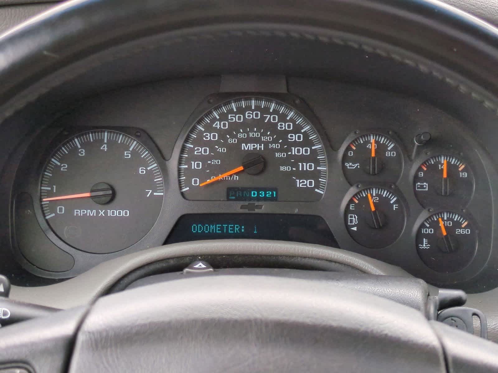 Thumbnail: 2002 Chevrolet TrailBlazer - 32