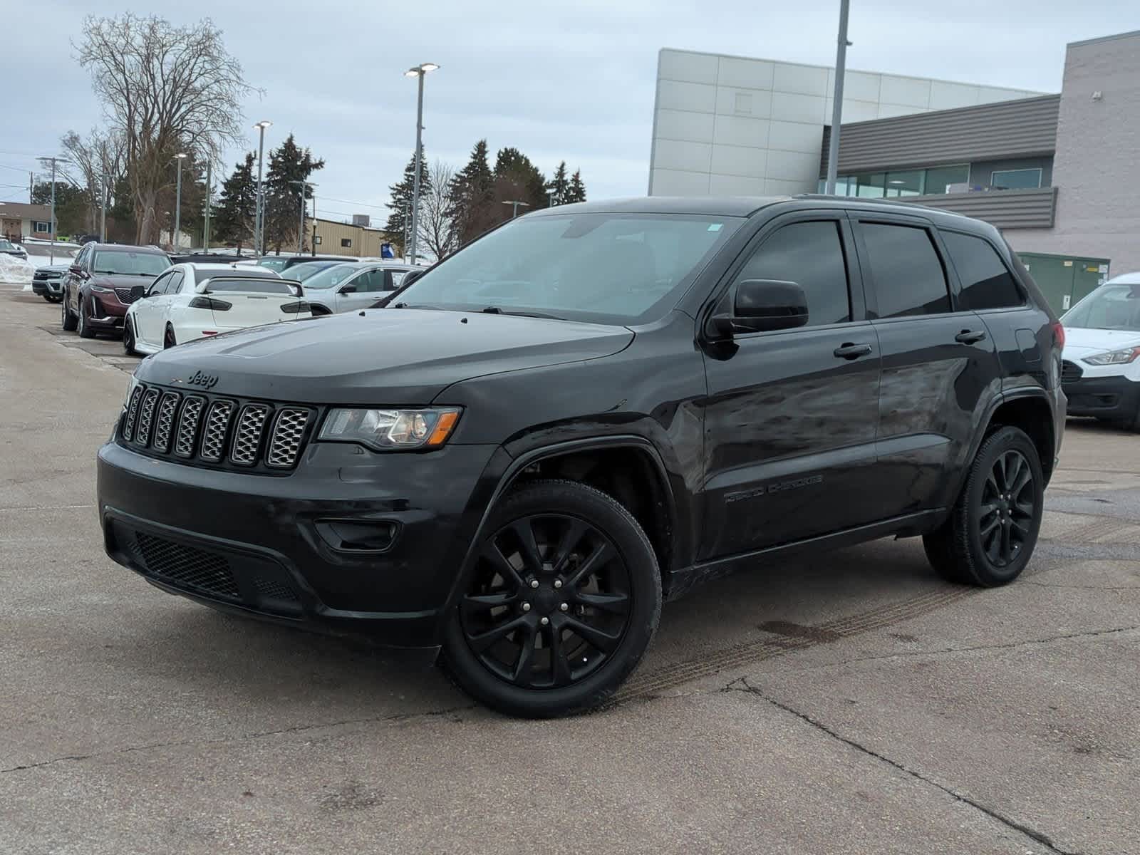Thumbnail: 2020 Jeep Grand Cherokee - 1