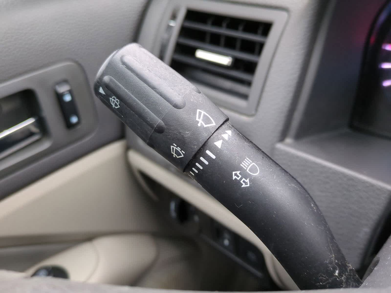 Thumbnail: 2012 Ford Fusion - 24