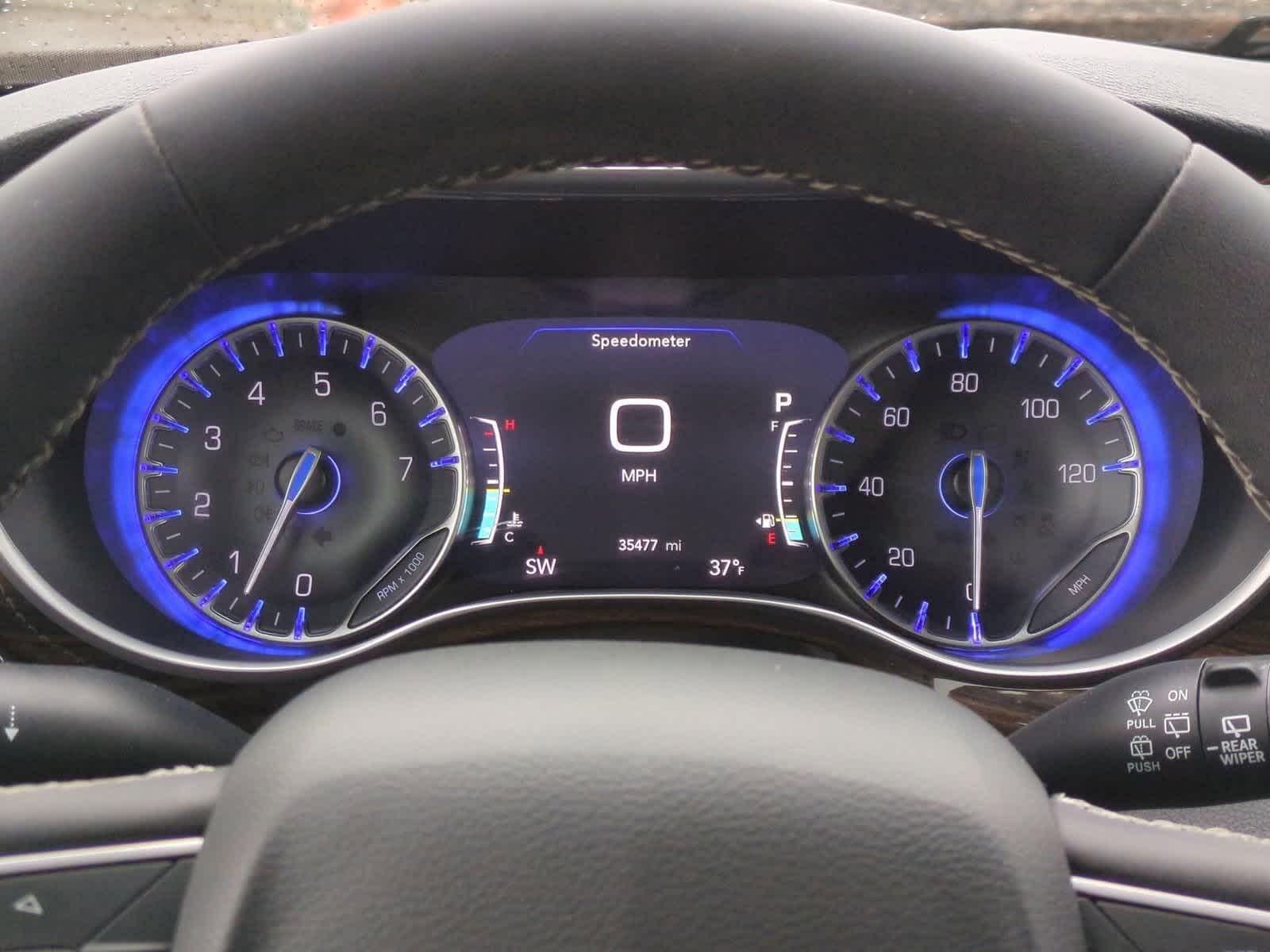 Thumbnail: 2022 Chrysler Pacifica - 37