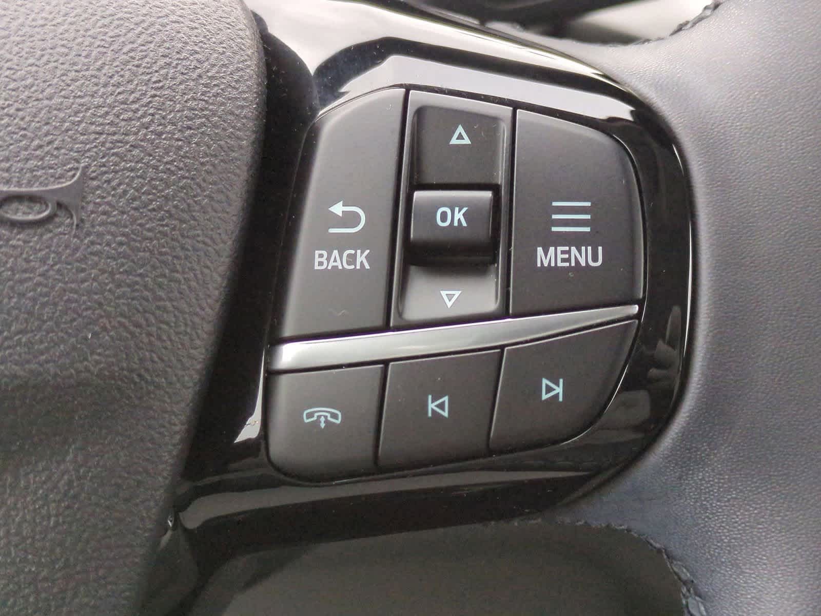 Thumbnail: 2023 Ford Escape - 24