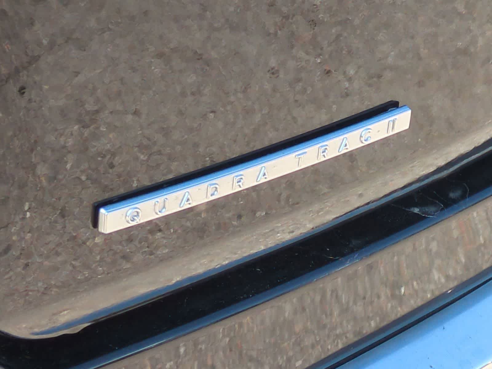 Thumbnail: 2022 Jeep Wagoneer - 13
