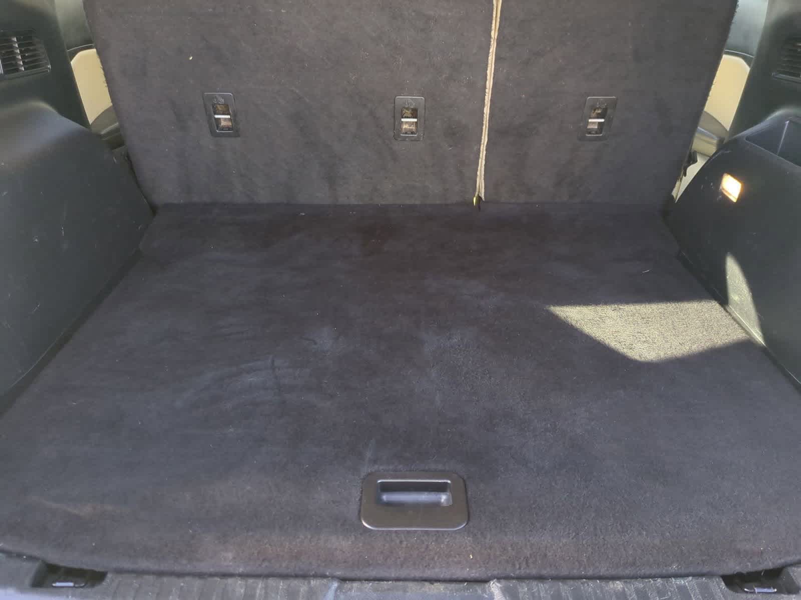 Thumbnail: 2020 Ford Edge - 32