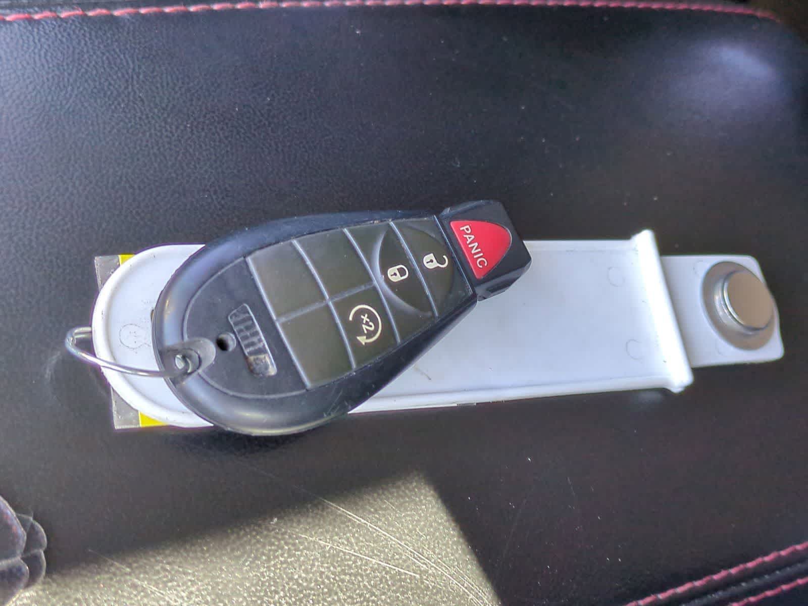 Thumbnail: 2013 Jeep Grand Cherokee - 32