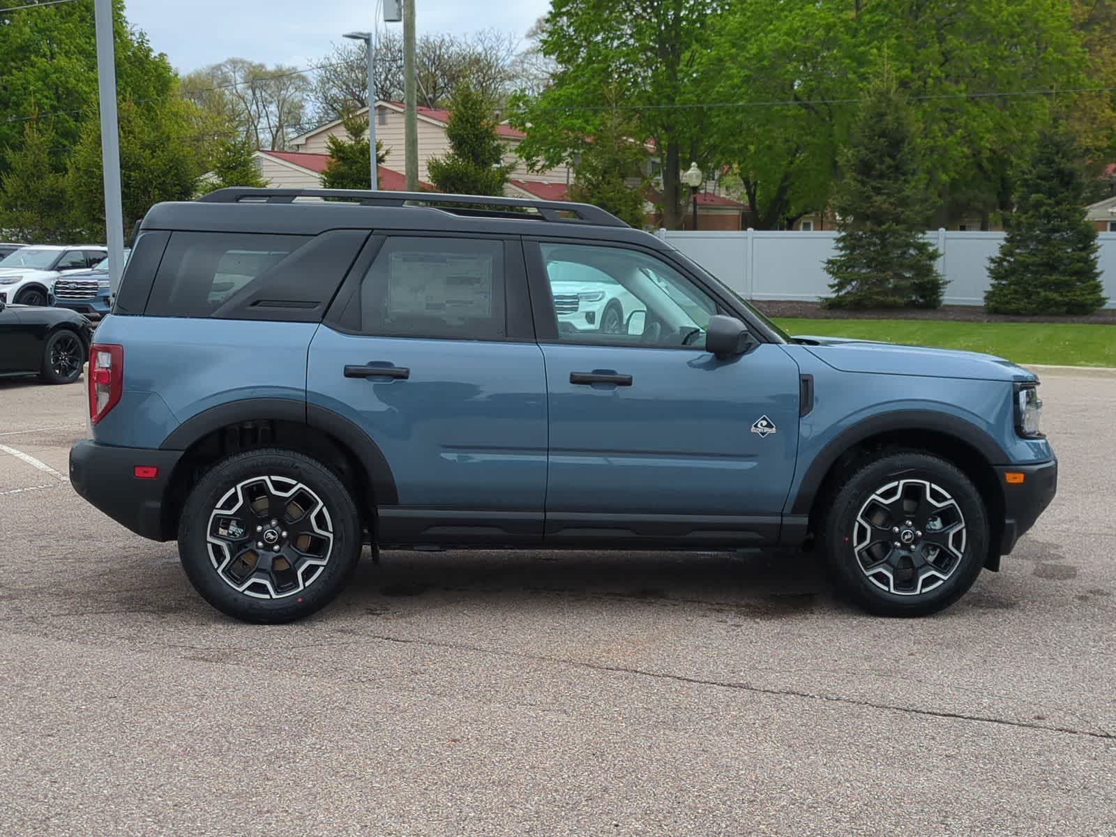 Thumbnail: 2026 Ford Bronco Sport - 9