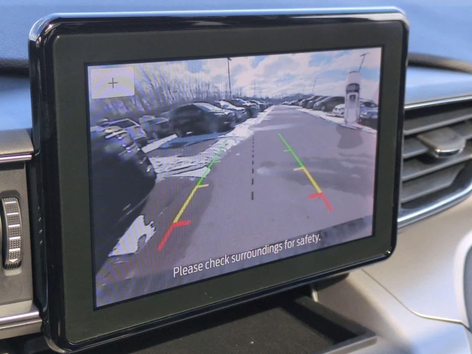 Thumbnail: 2023 Ford Explorer - 33