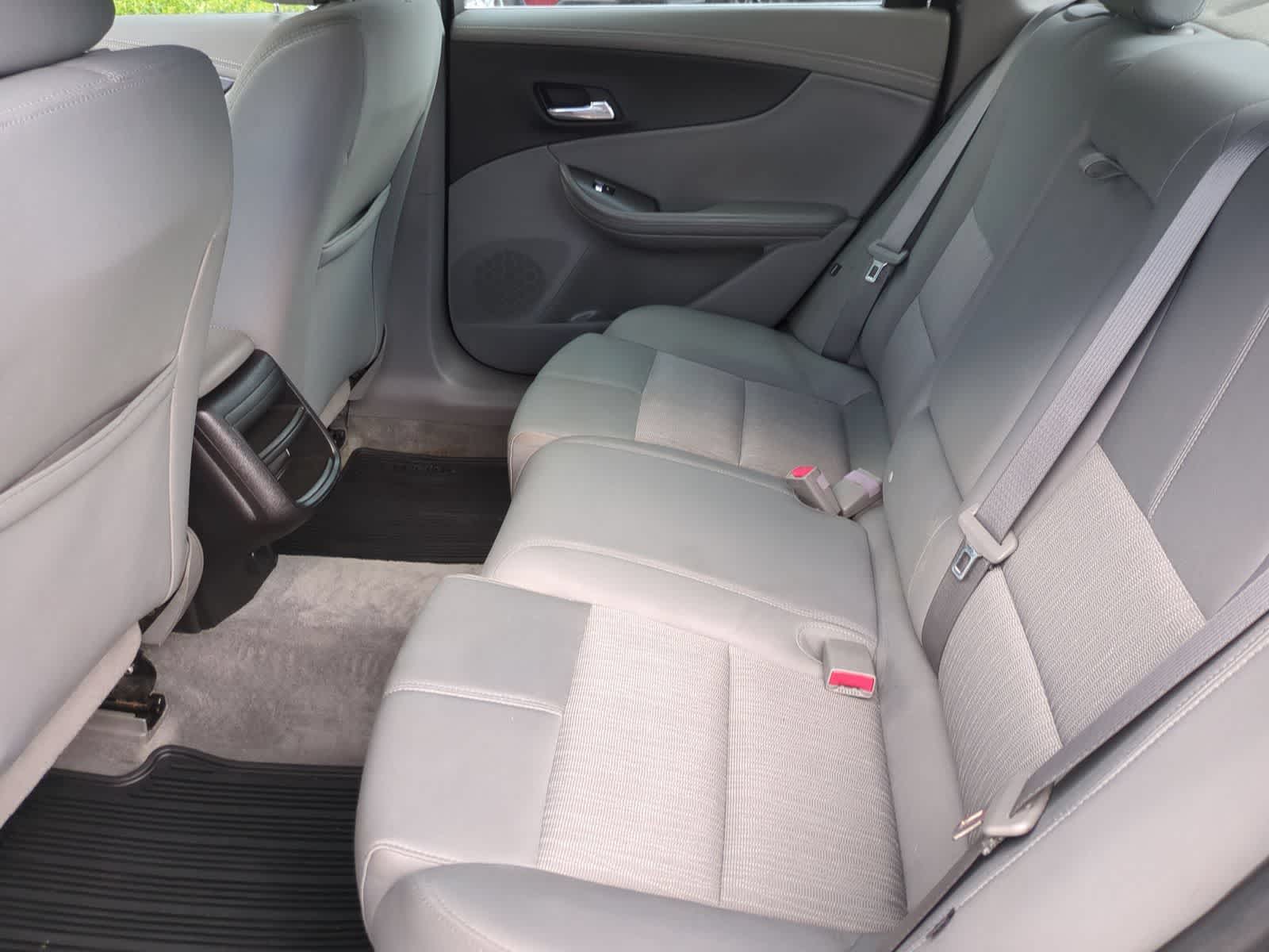 Thumbnail: 2014 Chevrolet Impala - 19