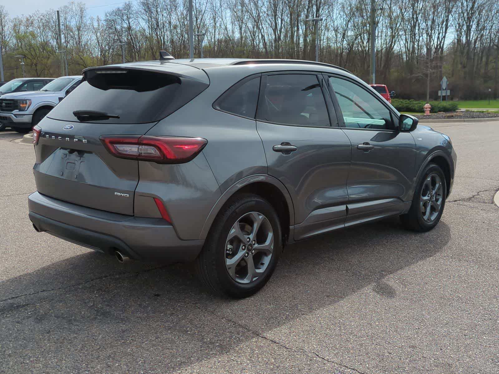 Thumbnail: 2023 Ford Escape - 8