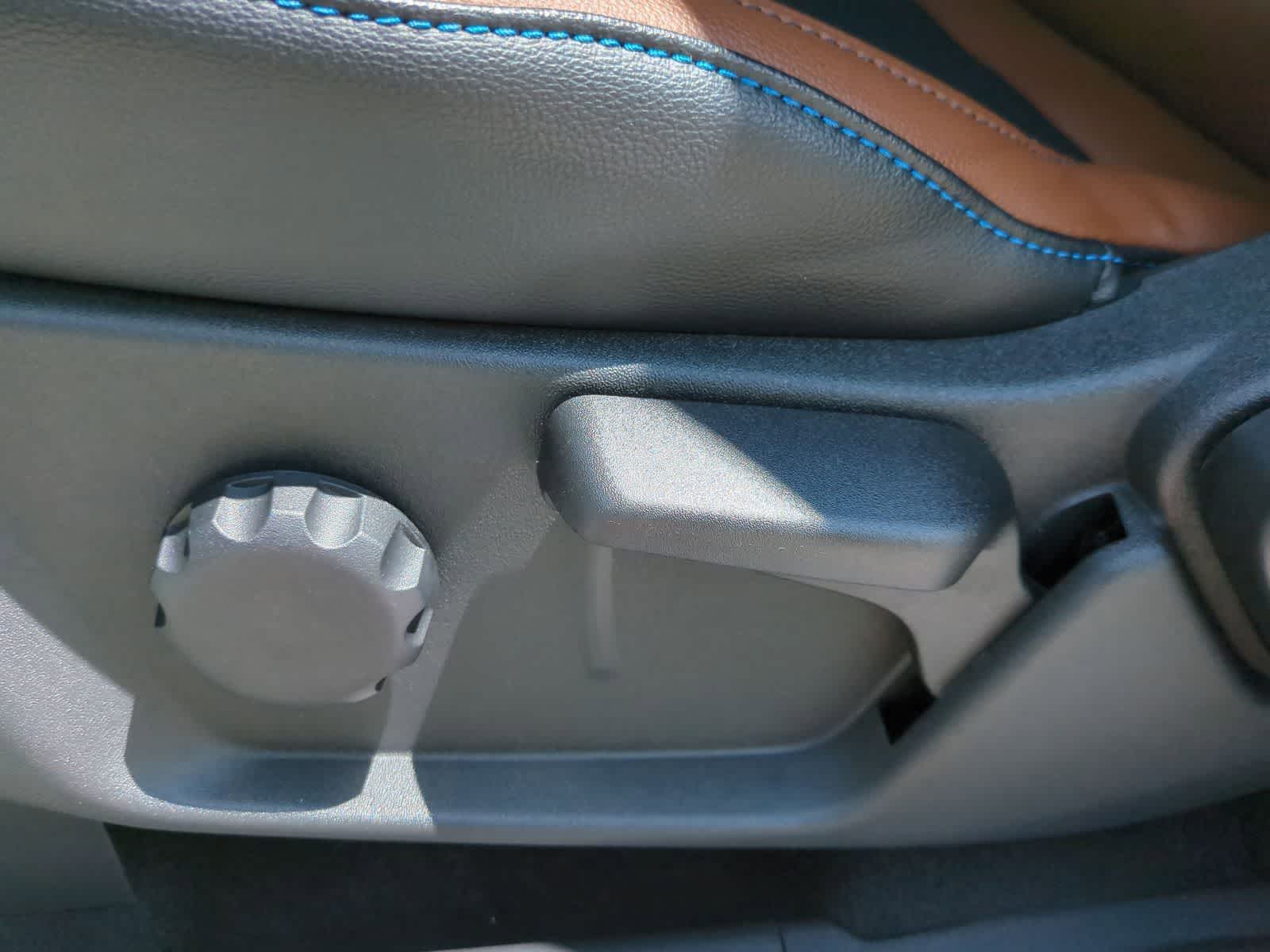 Thumbnail: 2023 Ford Bronco - 17