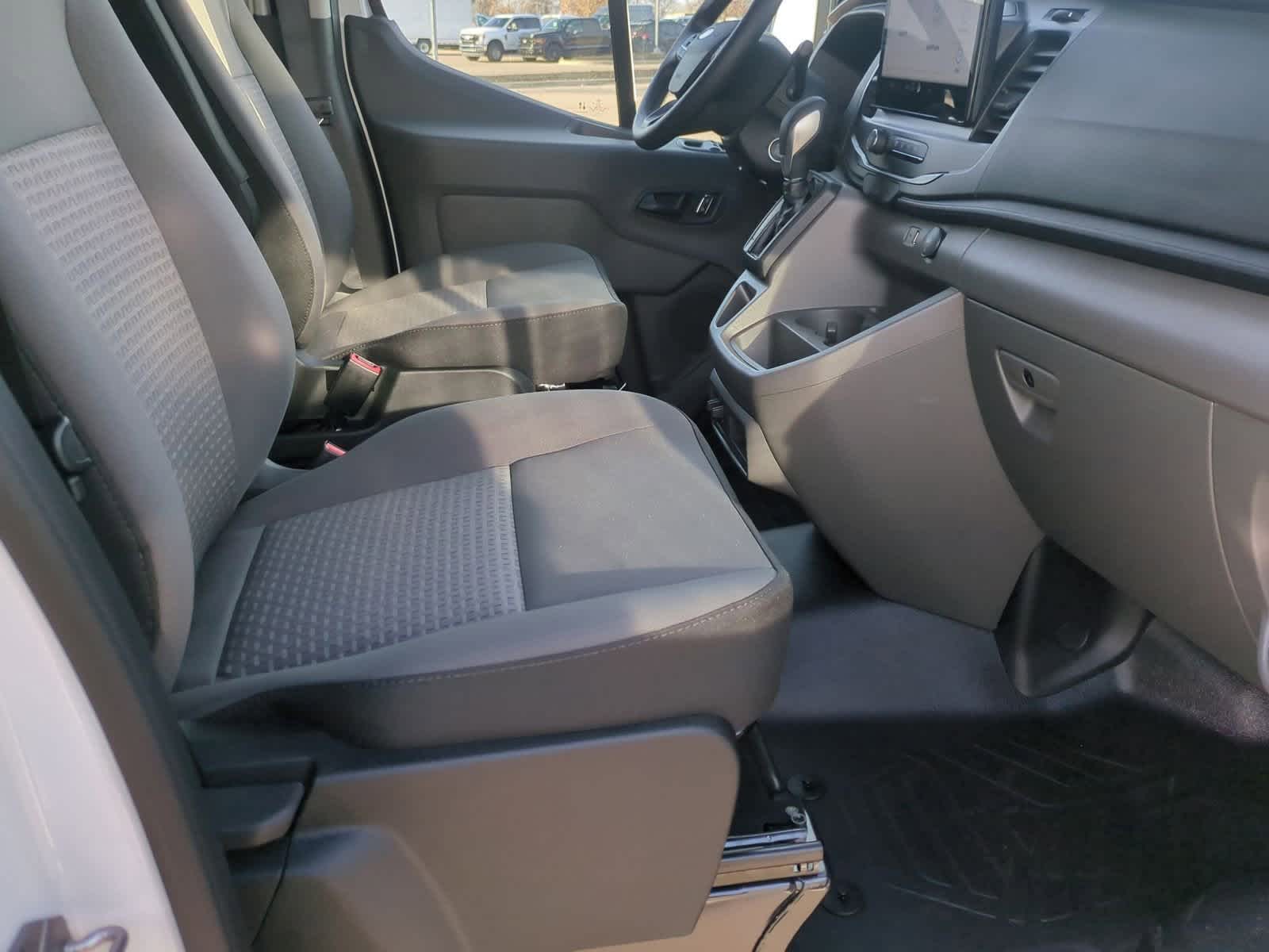 Thumbnail: 2026 Ford Transit Series - 19