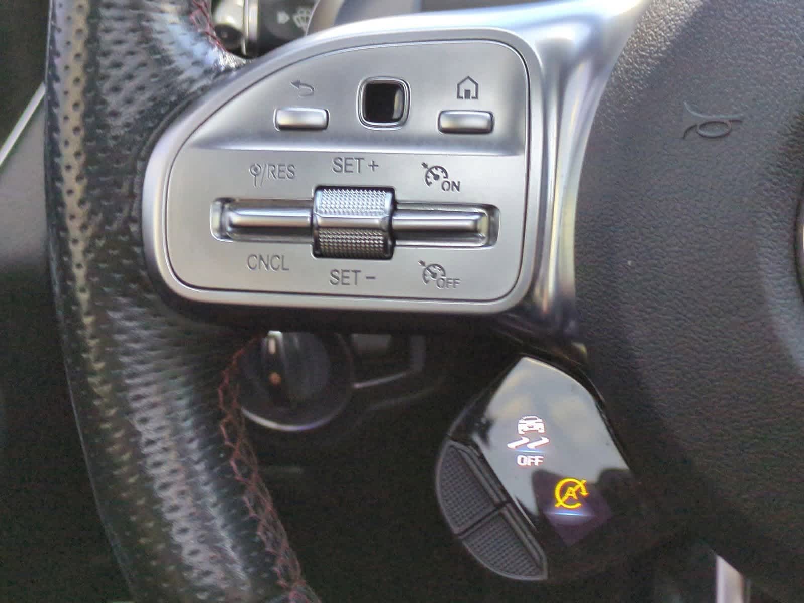 Thumbnail: 2020 Mercedes-Benz C-Class - 25