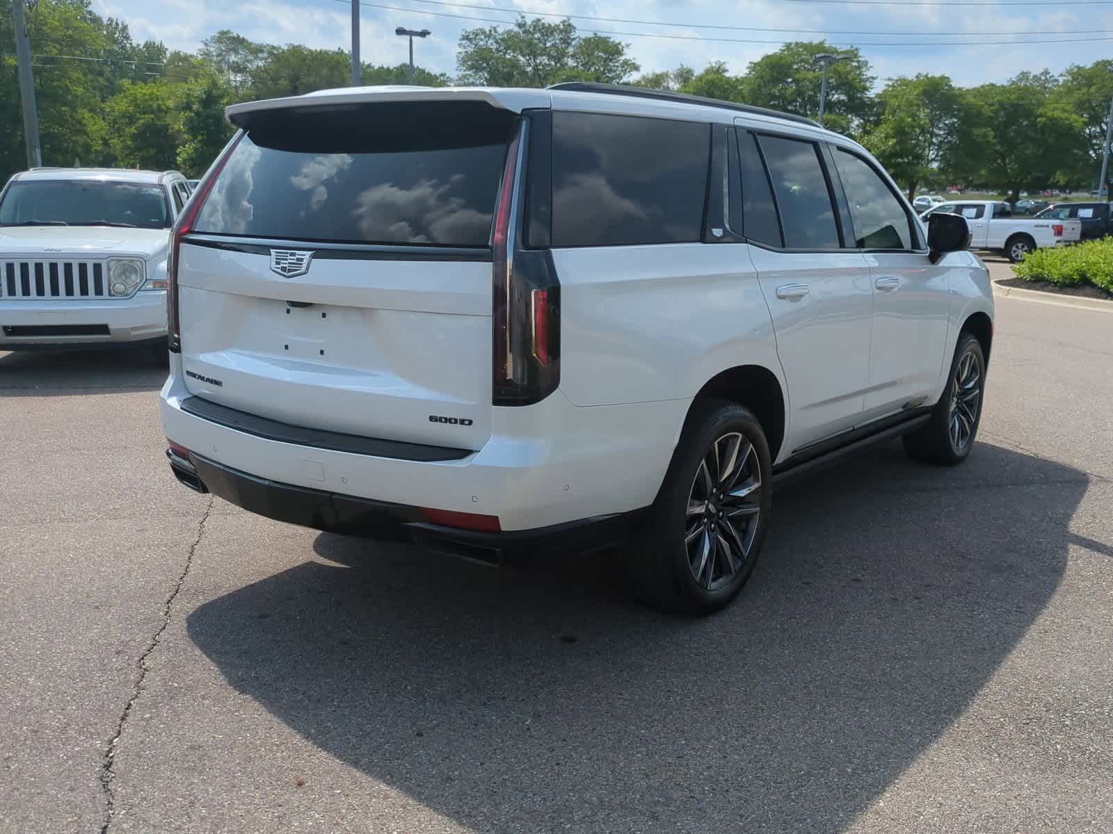 Thumbnail: 2021 Cadillac Escalade - 8