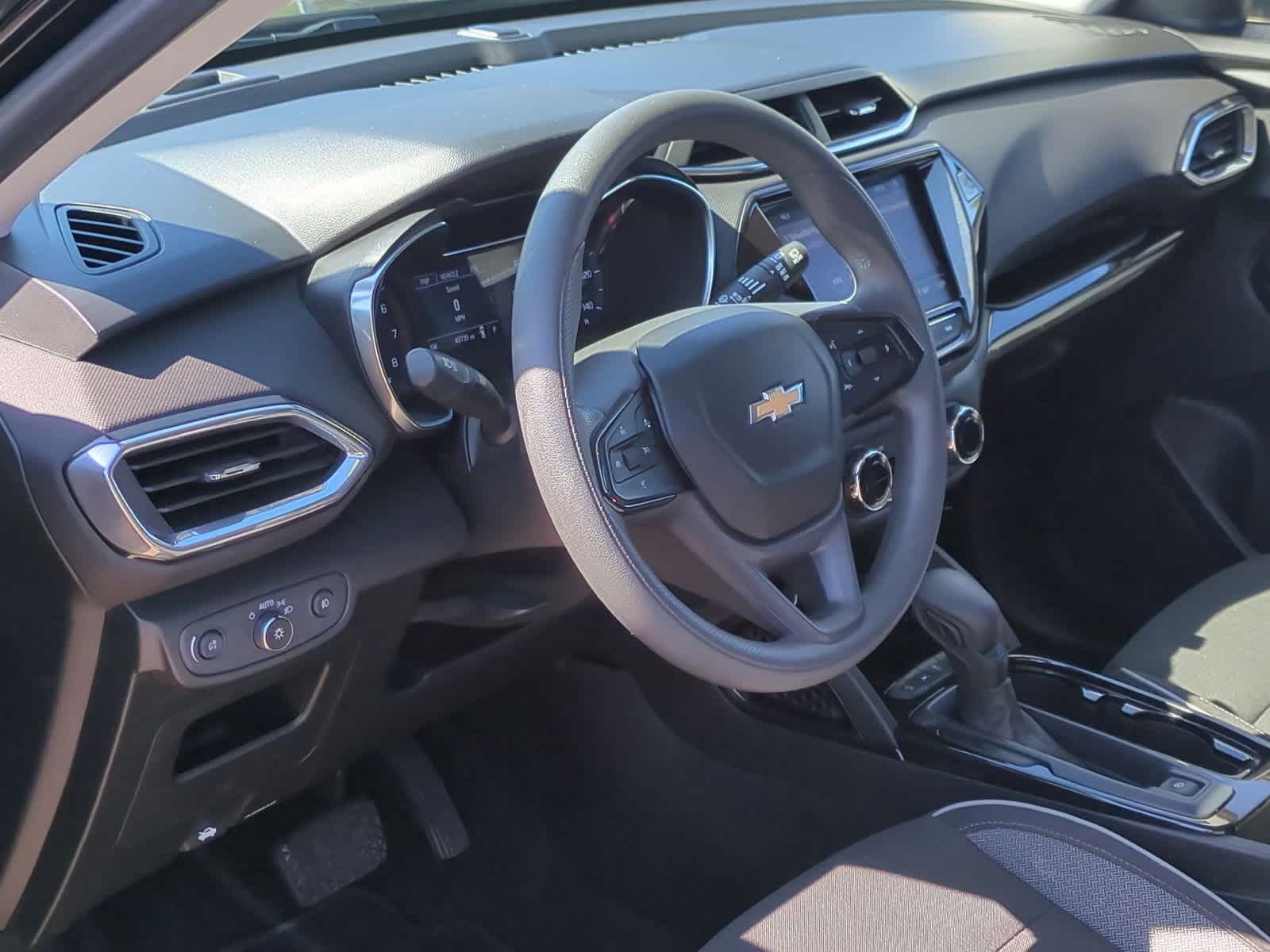 Thumbnail: 2021 Chevrolet TrailBlazer - 10