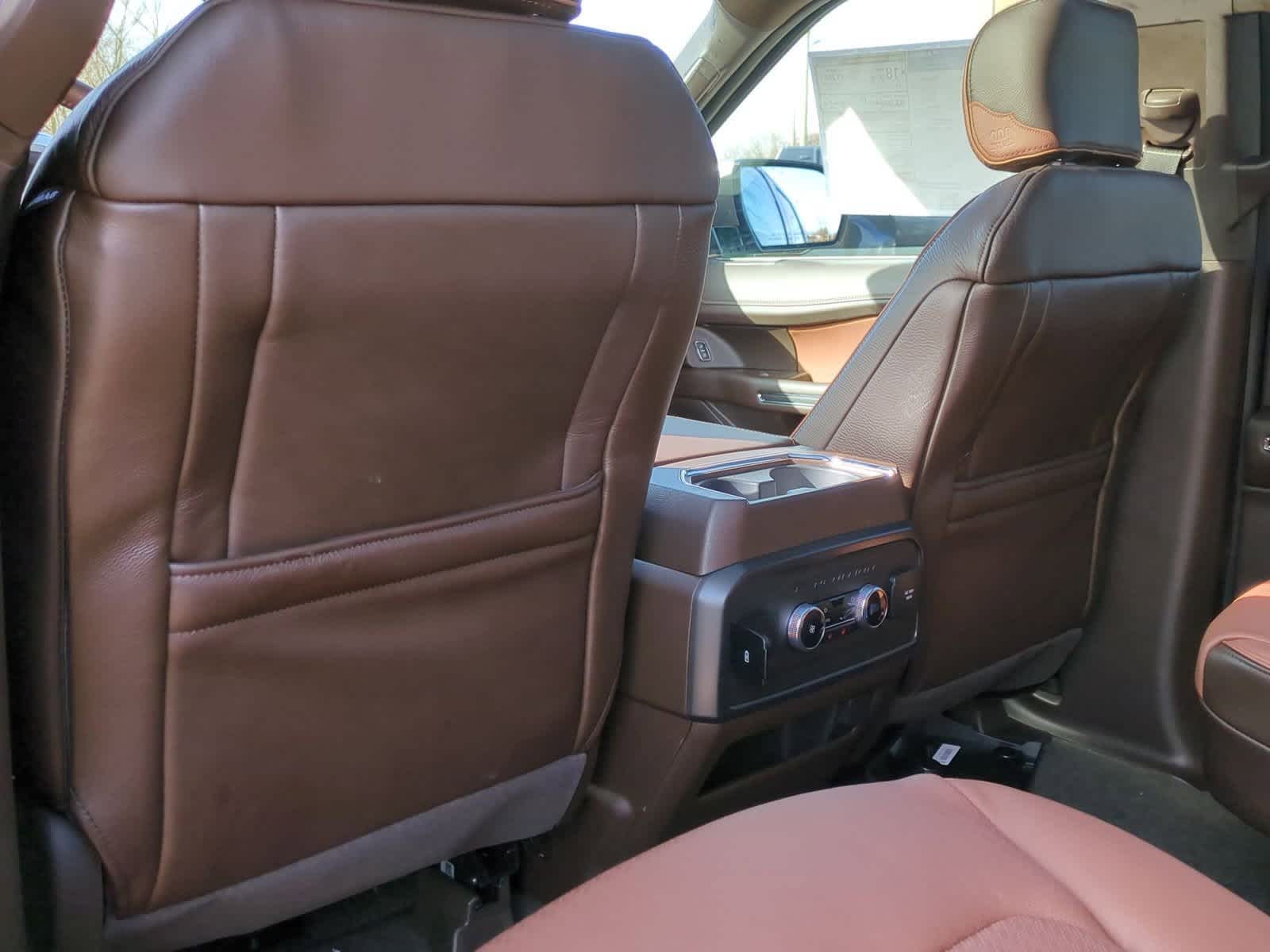 Thumbnail: 2024 Ford Expedition - 18