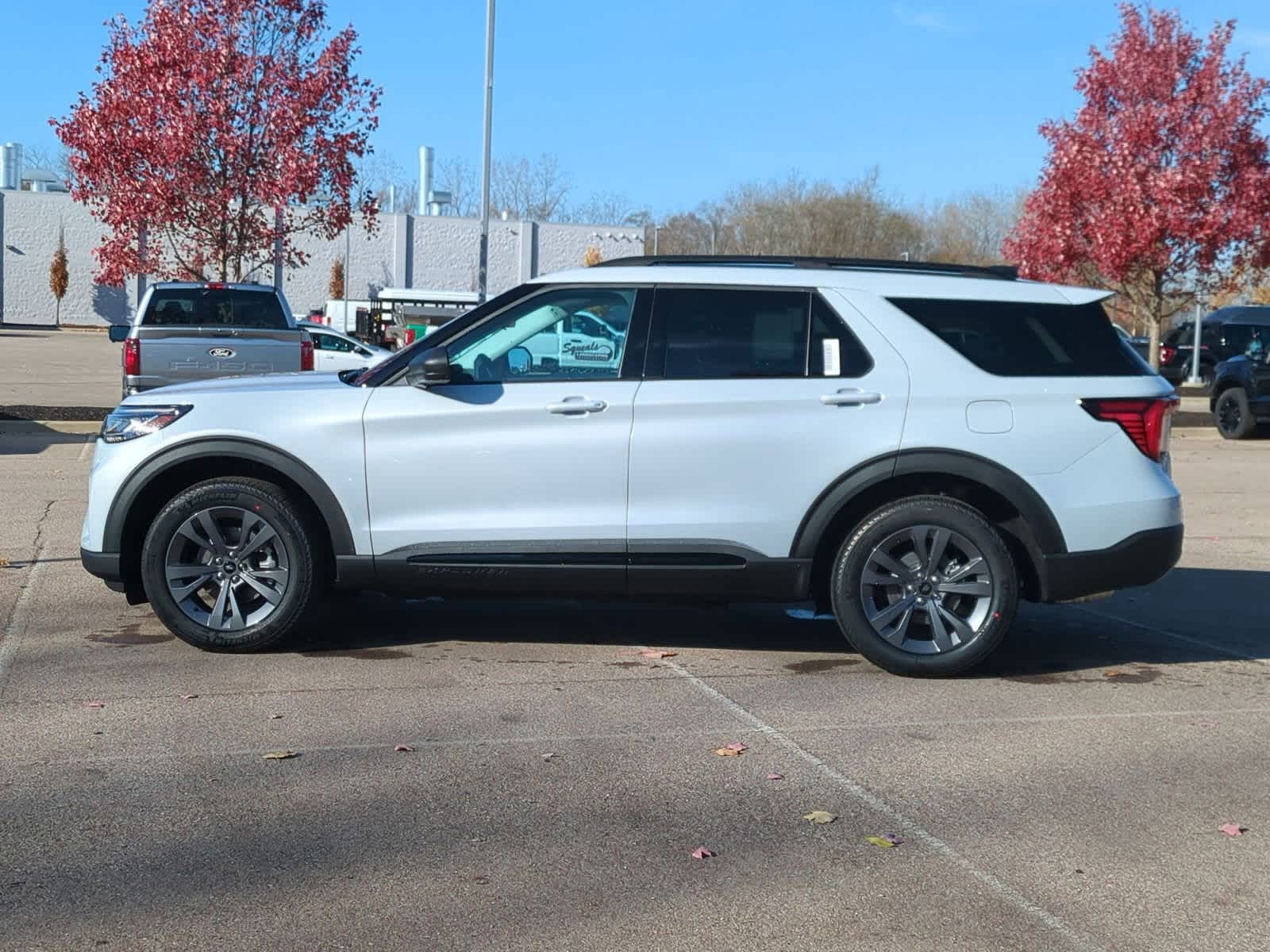 Thumbnail: 2026 Ford Explorer - 5