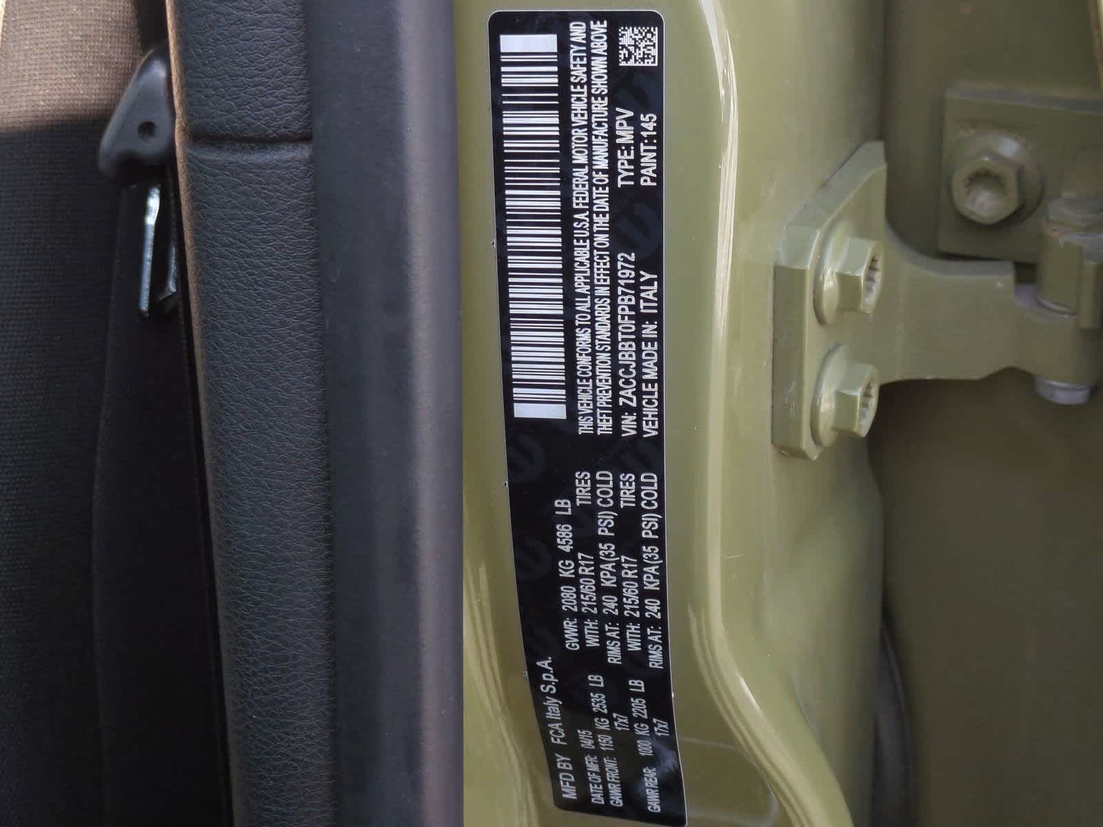 Thumbnail: 2015 Jeep Renegade - 36