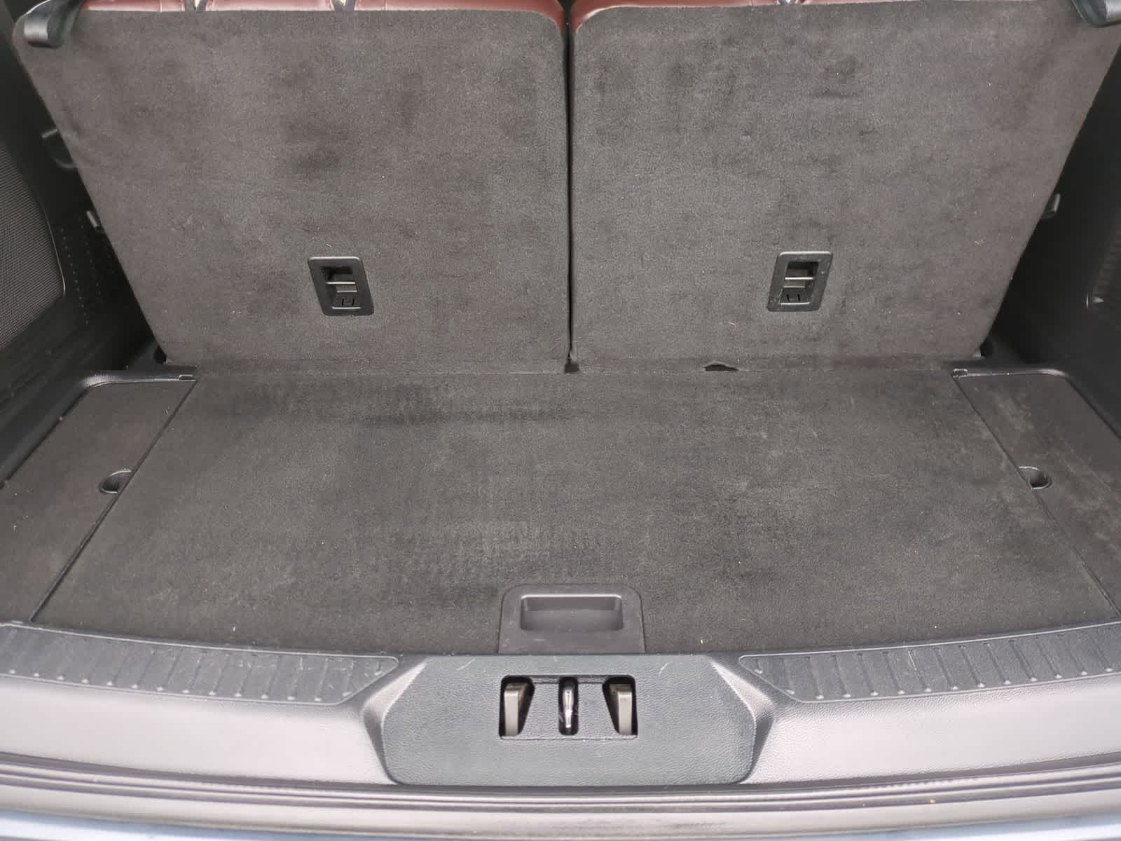 Thumbnail: 2023 Ford Explorer - 36