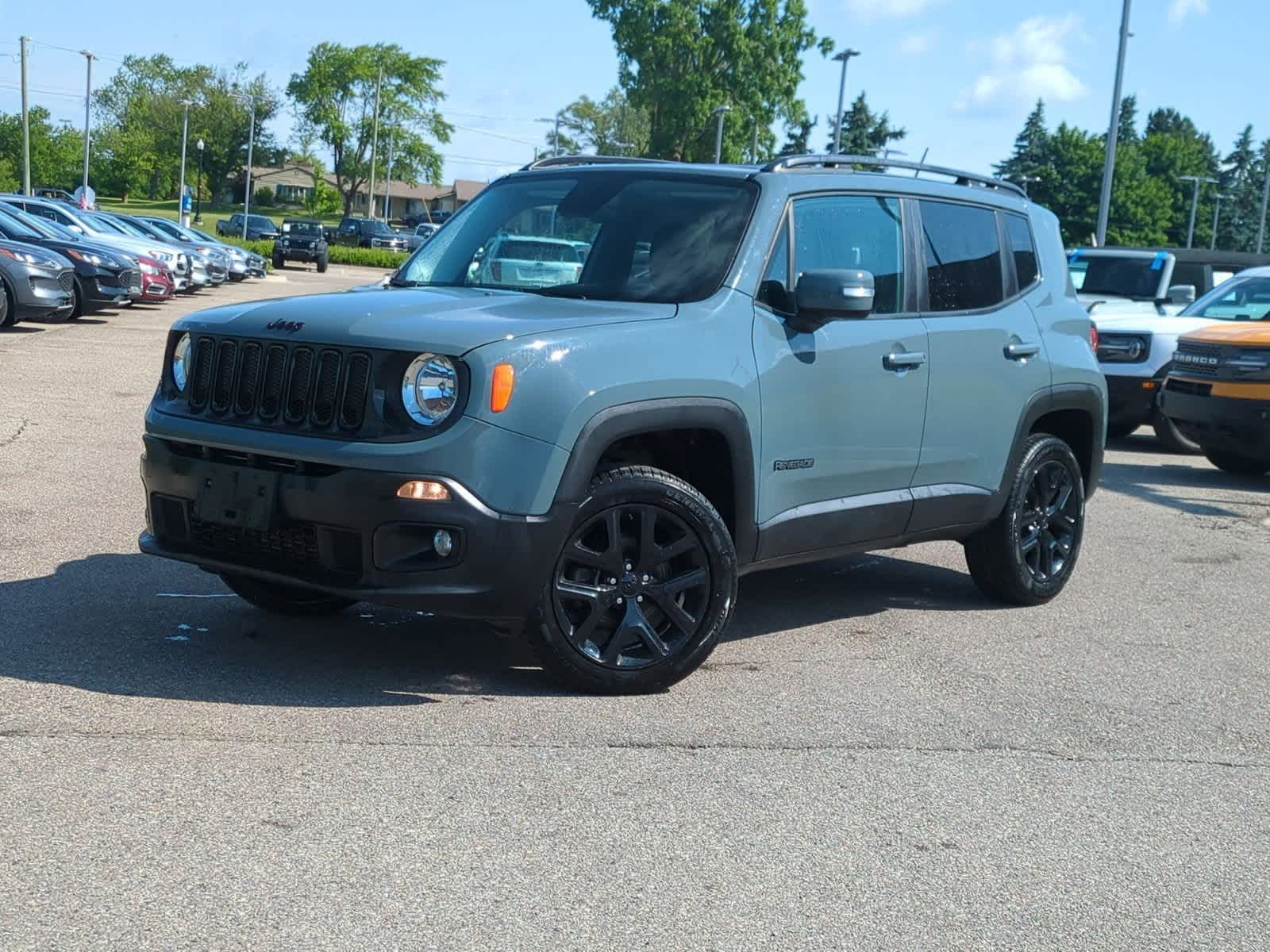 2017 Jeep Renegade Altitude -
                  Waterford, MI
