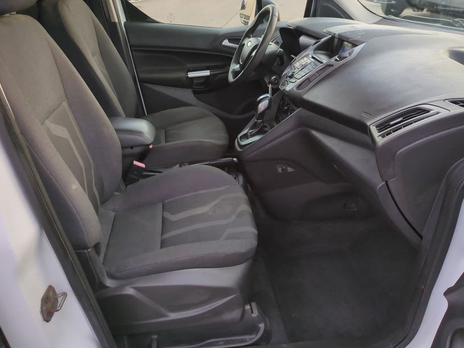 Thumbnail: 2015 Ford Transit Series - 17