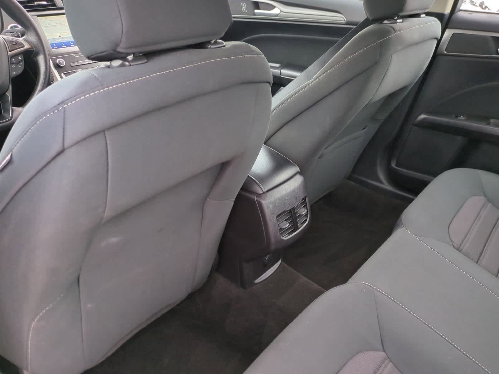 Thumbnail: 2020 Ford Fusion - 18