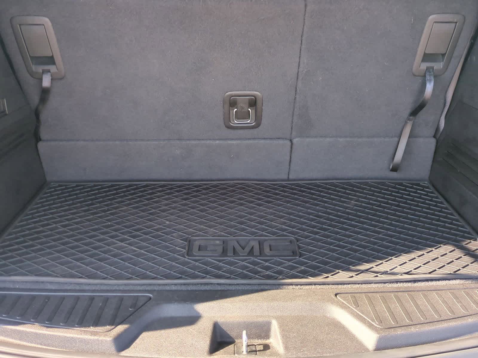 Thumbnail: 2015 GMC Acadia - 34