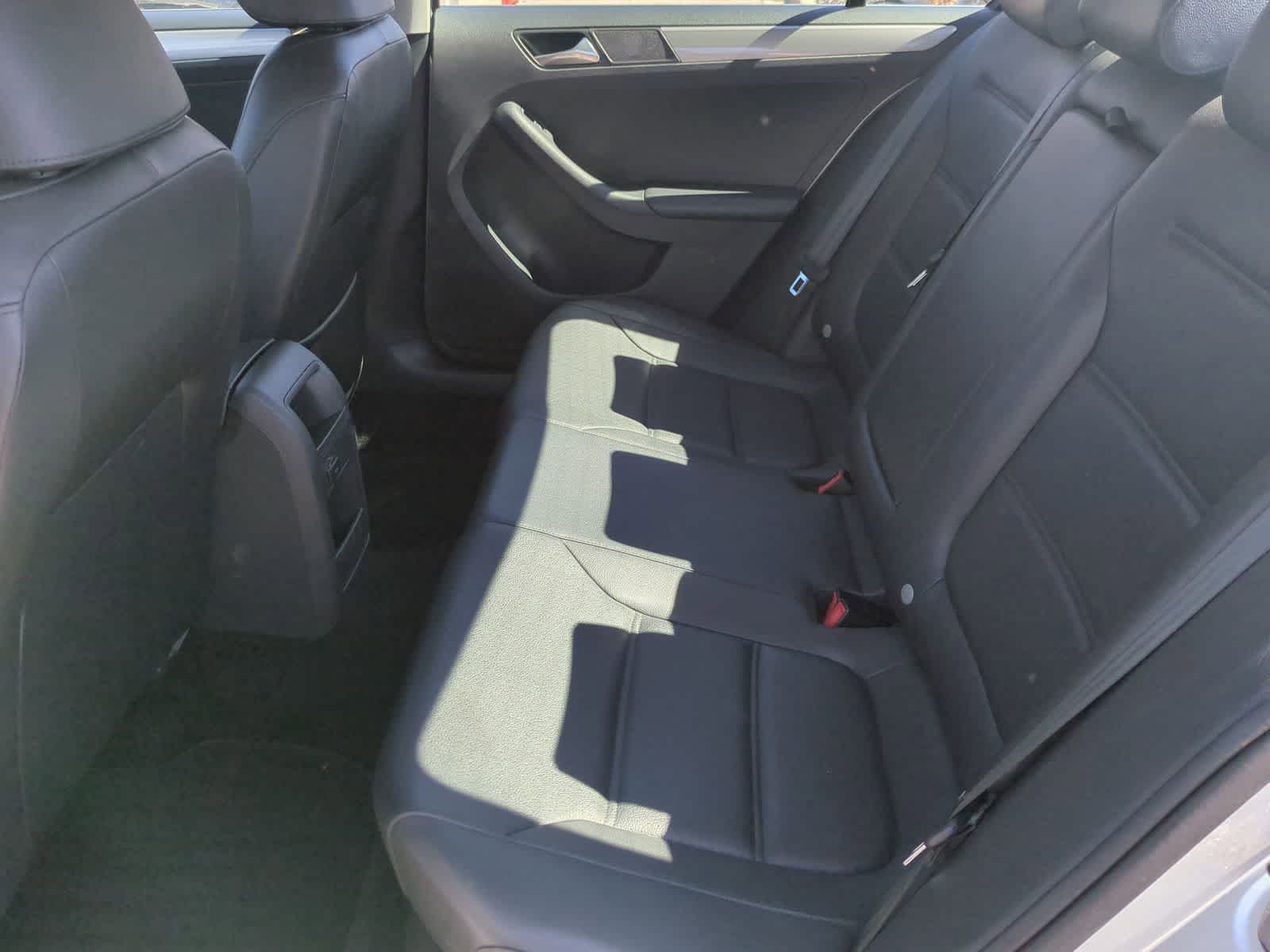 Thumbnail: 2015 Volkswagen Jetta - 20