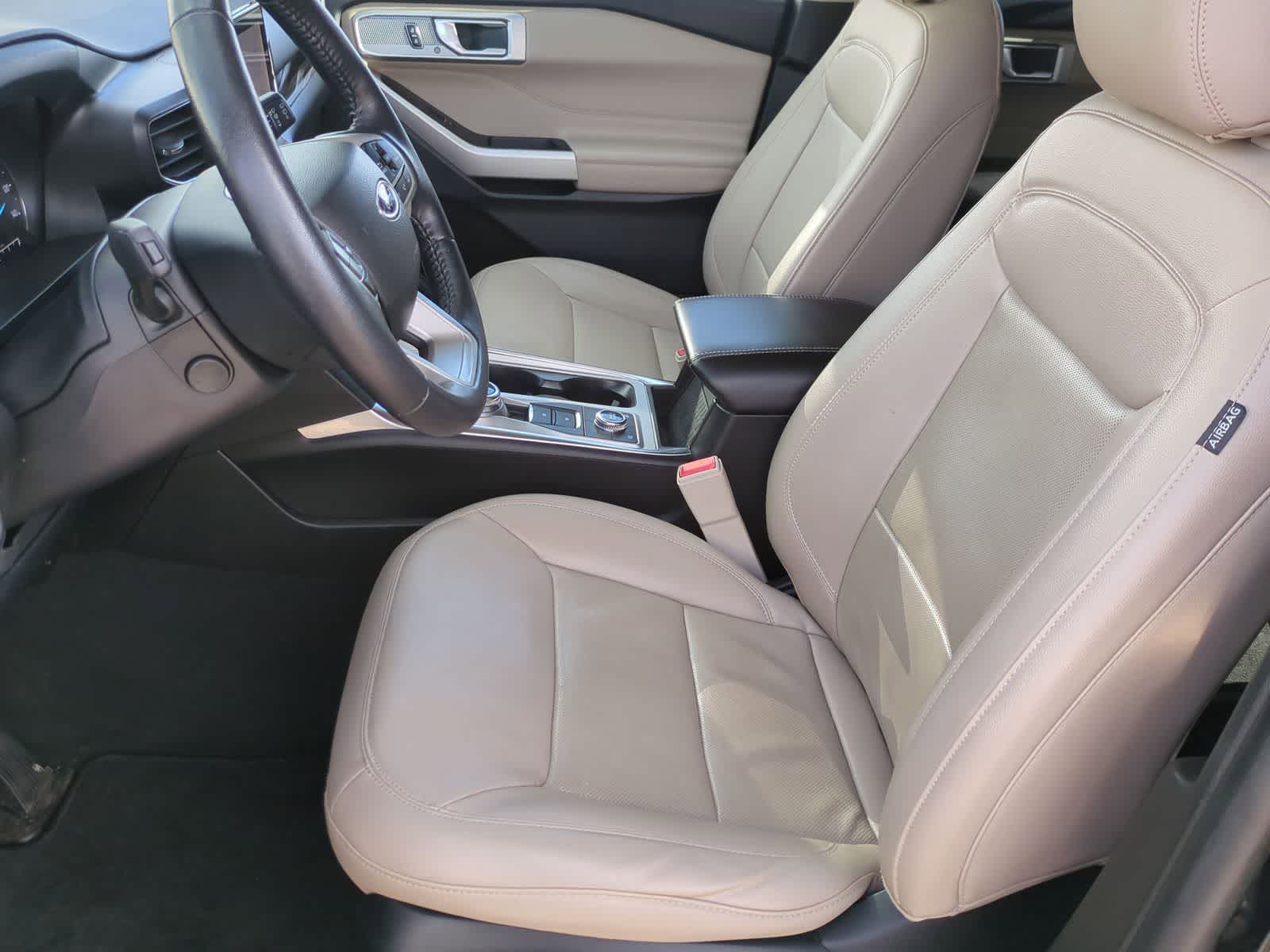 Thumbnail: 2023 Ford Explorer - 16