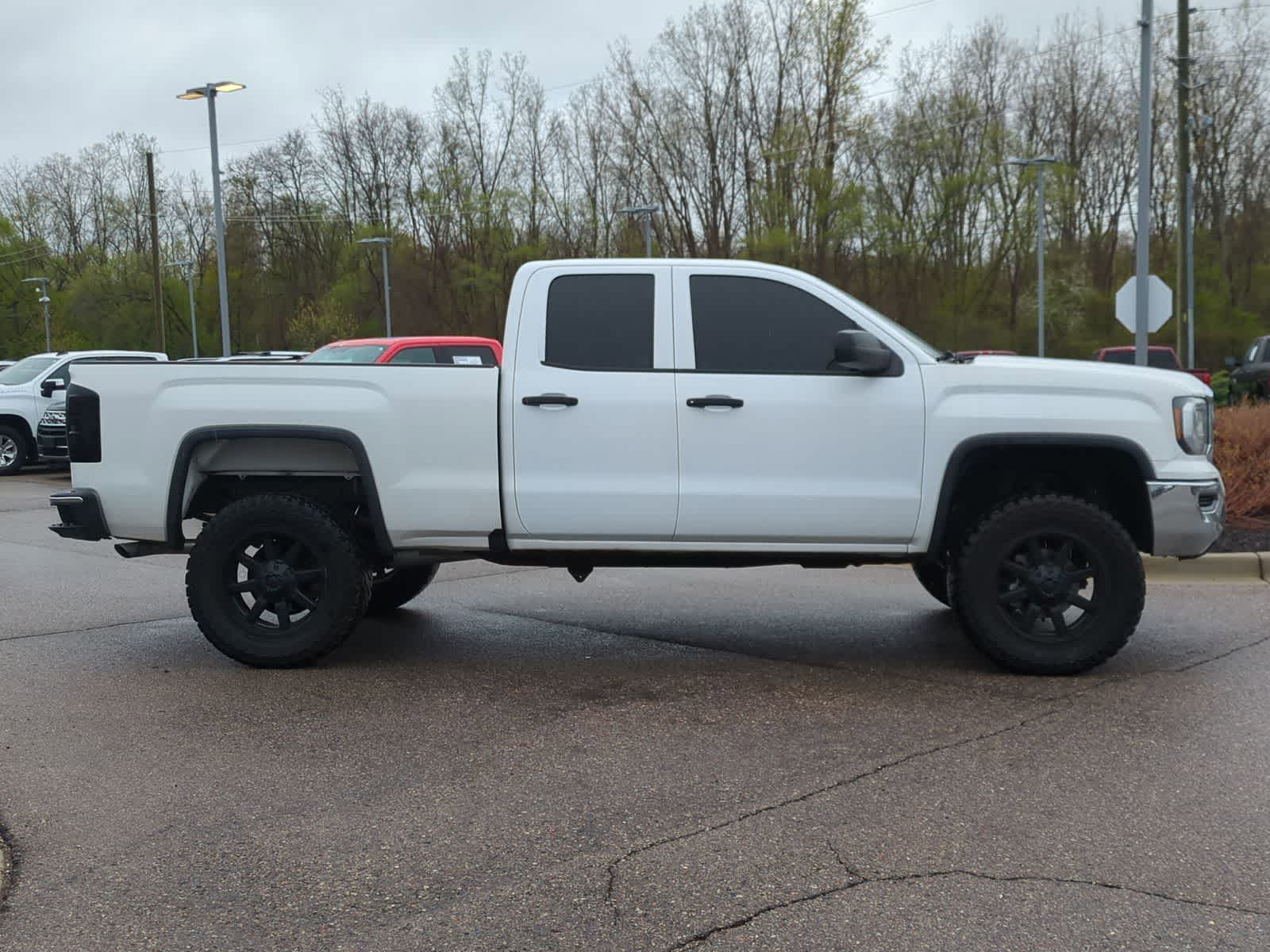 Thumbnail: 2017 GMC Sierra 1500 - 9