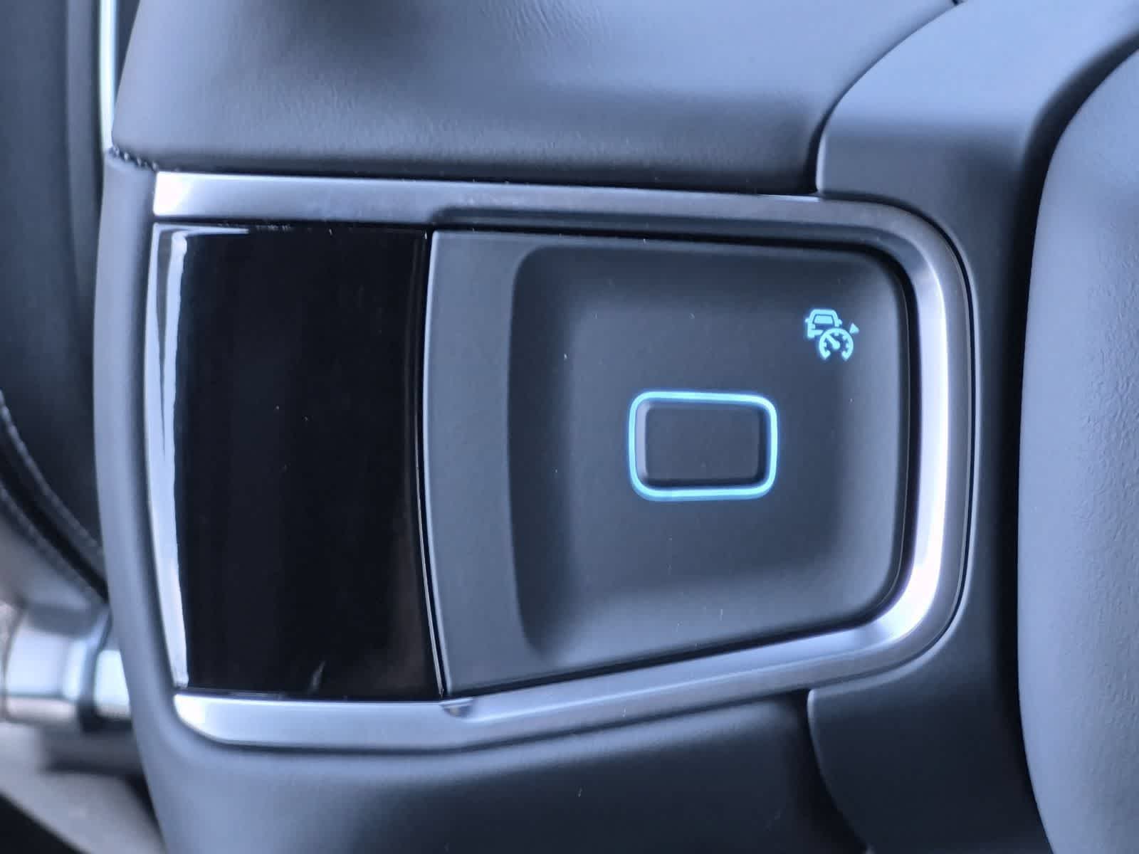 Thumbnail: 2027 Ford Expedition - 25