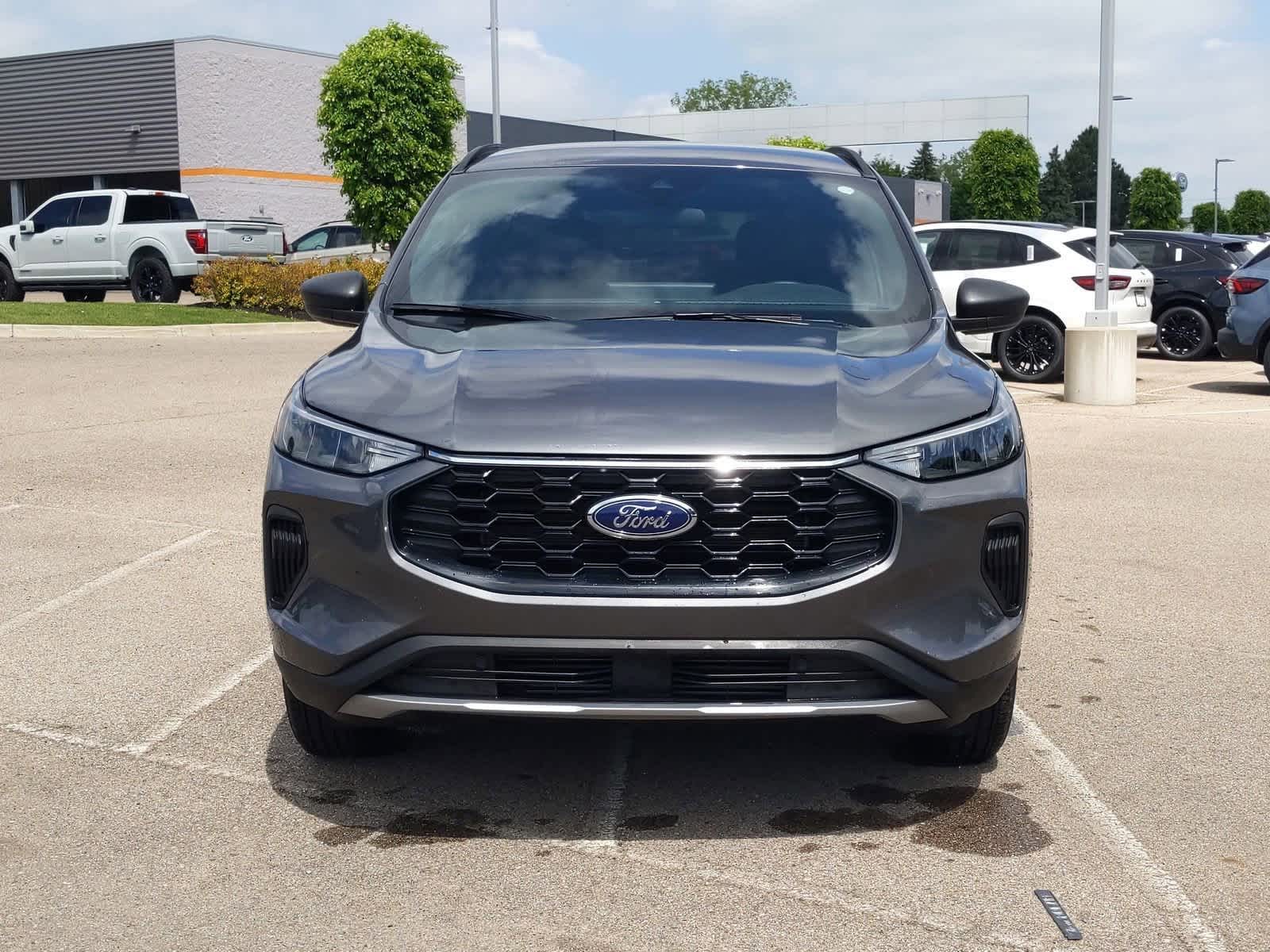 2025 Ford Escape ST-Line 3