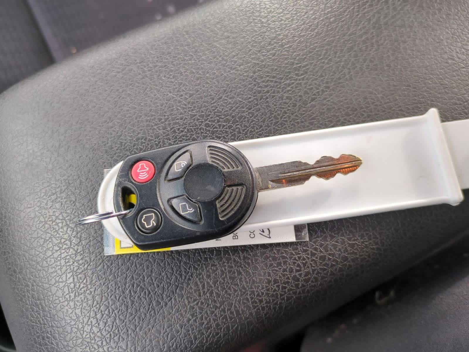 Thumbnail: 2006 Ford Fusion - 31