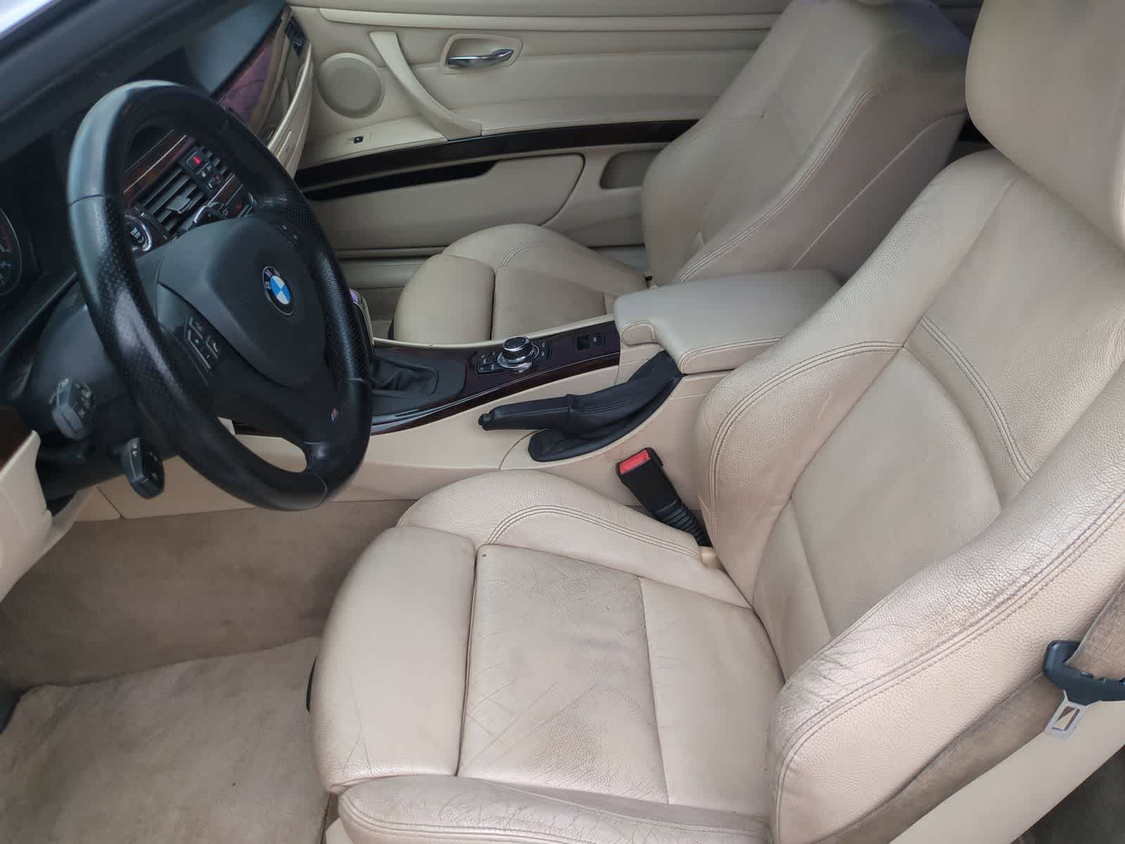 Thumbnail: 2012 BMW 3 Series - 16