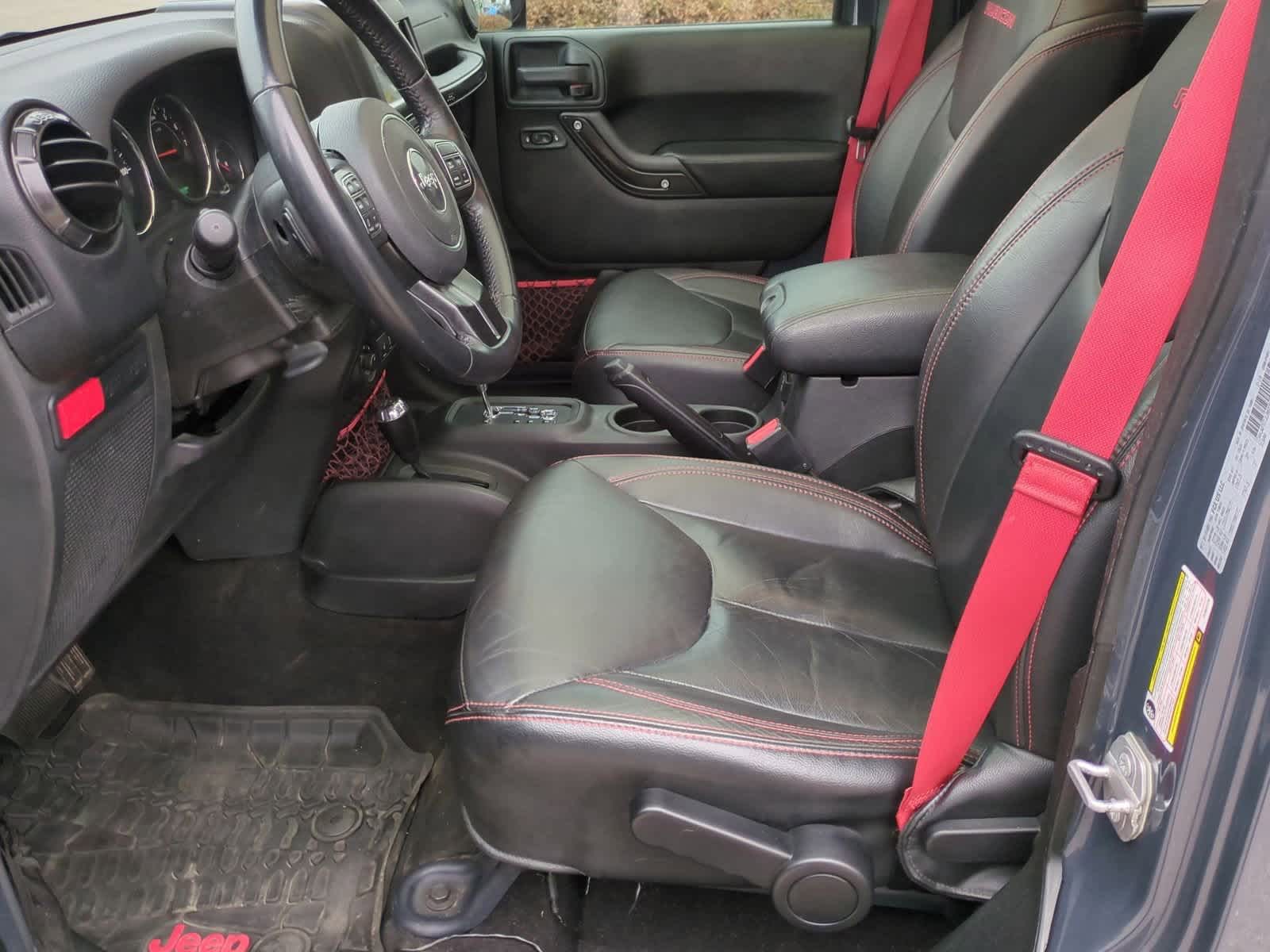 Thumbnail: 2018 Jeep Wrangler - 16