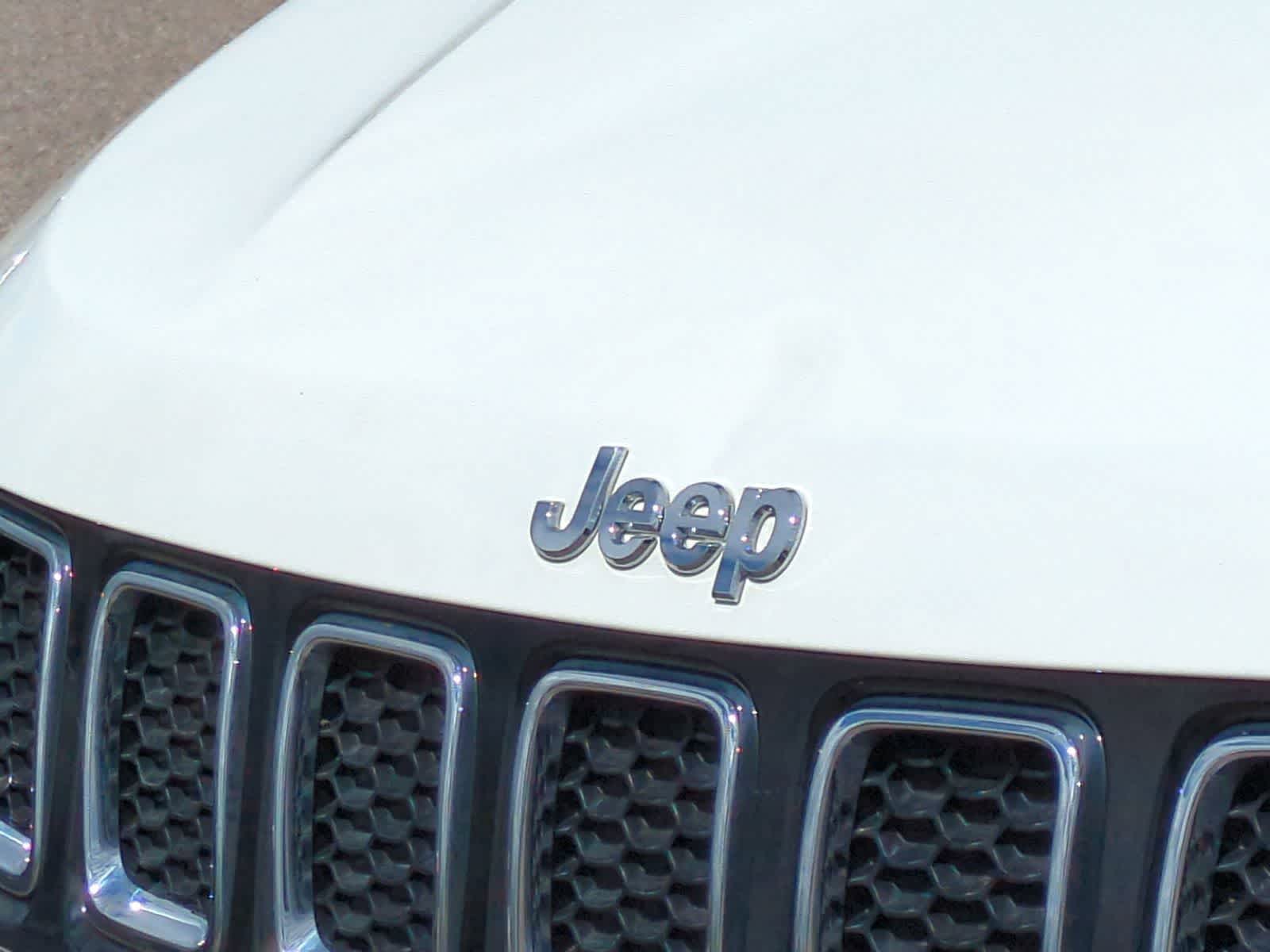 Thumbnail: 2019 Jeep Compass - 12