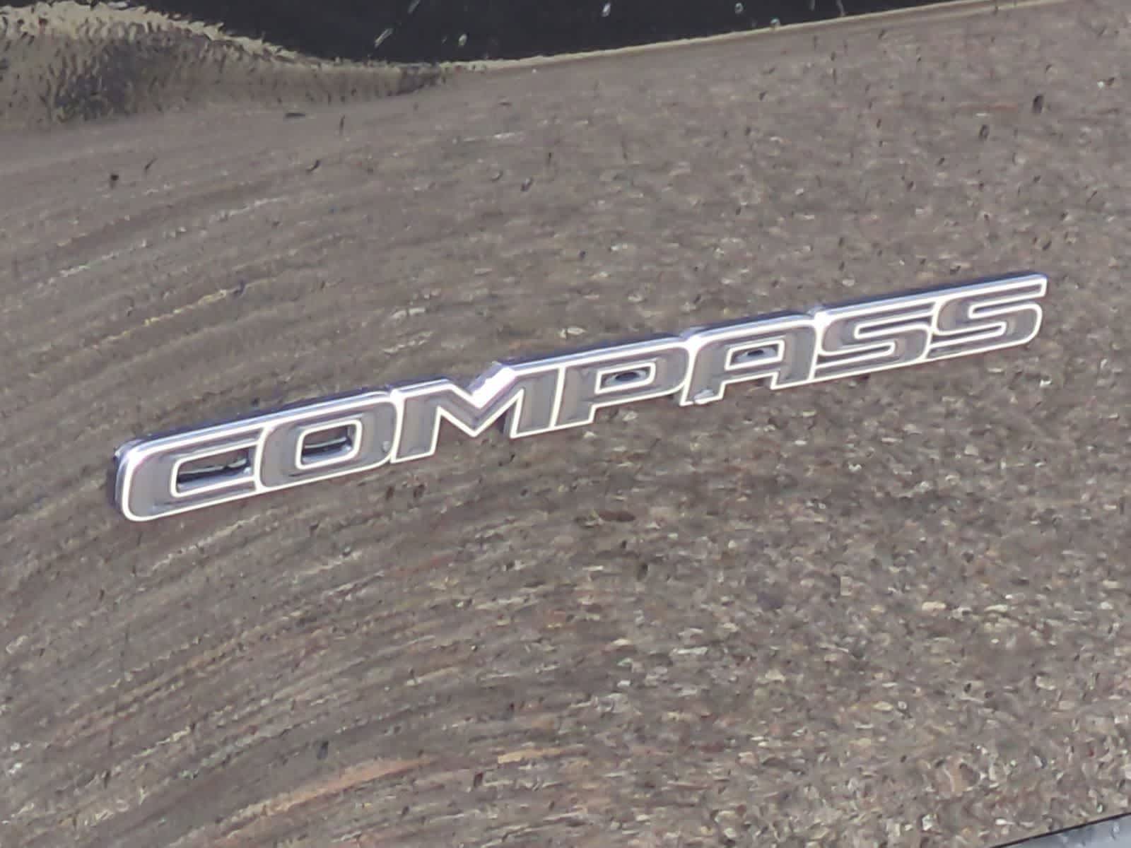 Thumbnail: 2021 Jeep Compass - 13