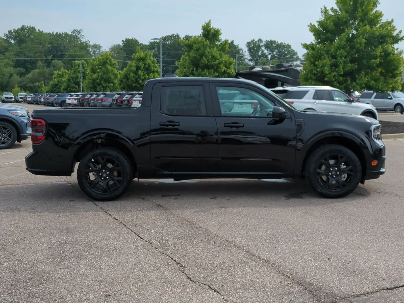 Thumbnail: 2025 Ford Maverick - 9