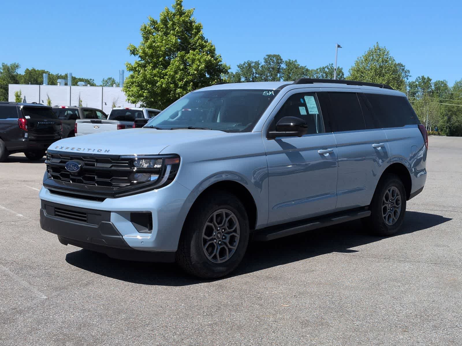 Thumbnail: 2026 Ford Expedition - 4