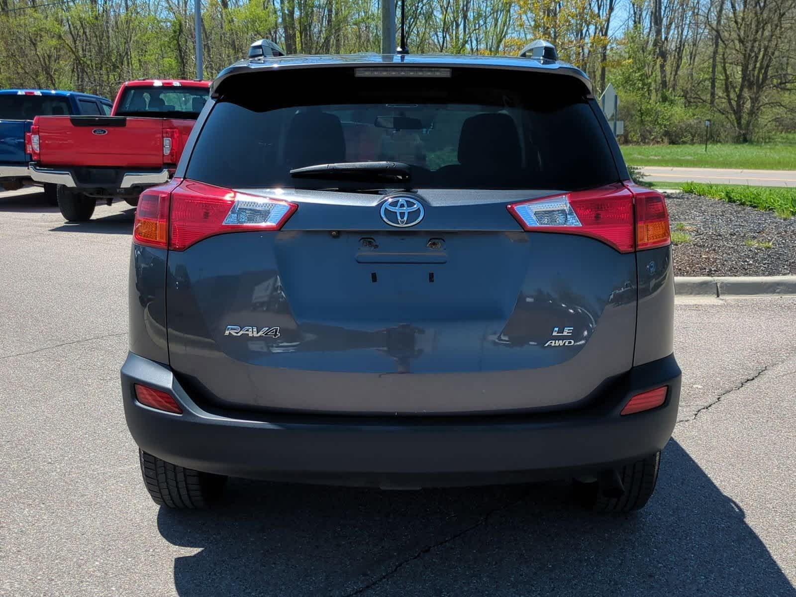Thumbnail: 2015 Toyota RAV4 - 7