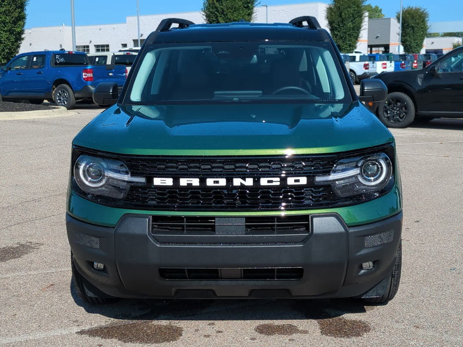 2025 Ford Bronco Sport Outer Banks photo 2