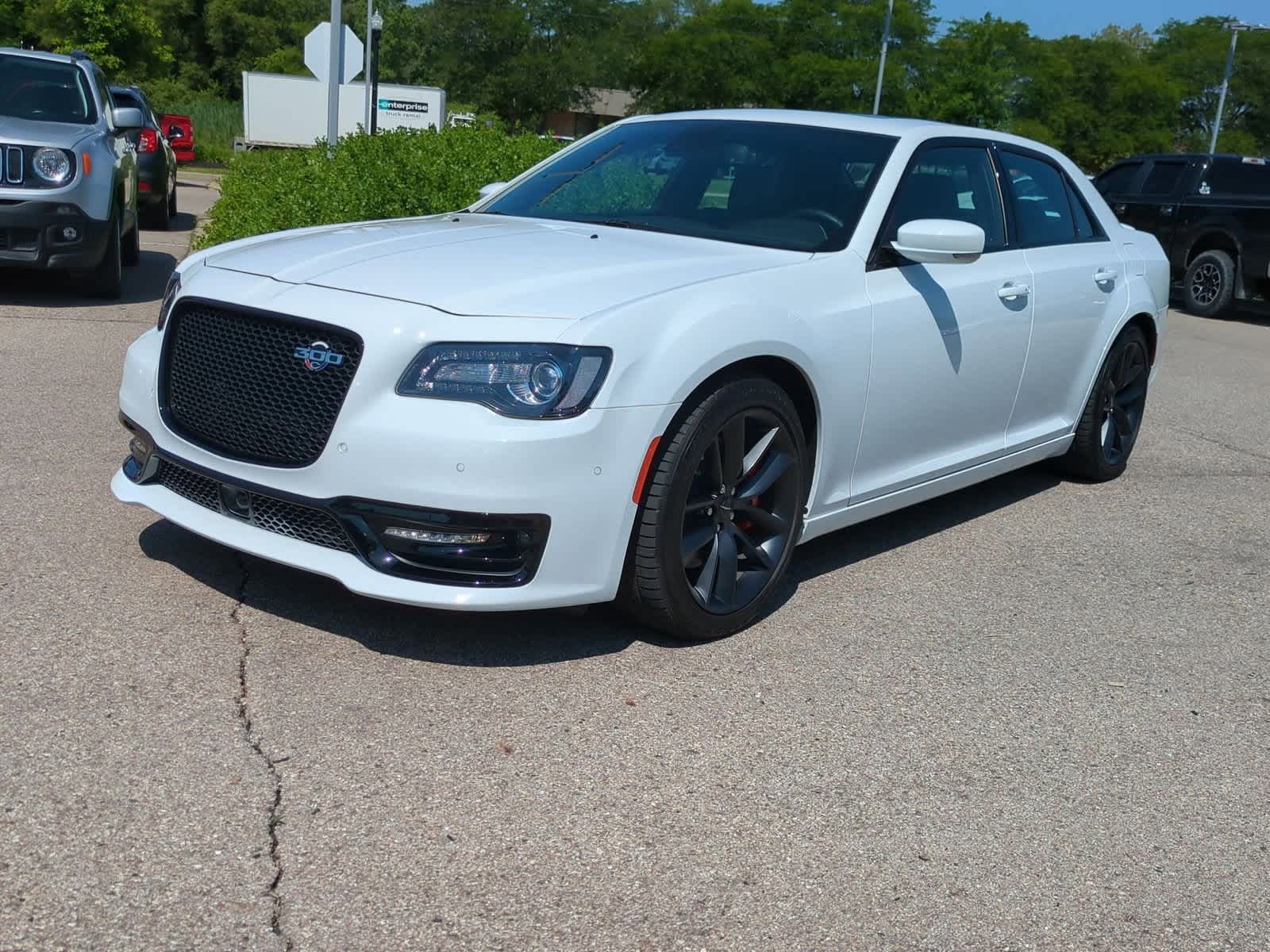 Thumbnail: 2023 Chrysler 300 - 4
