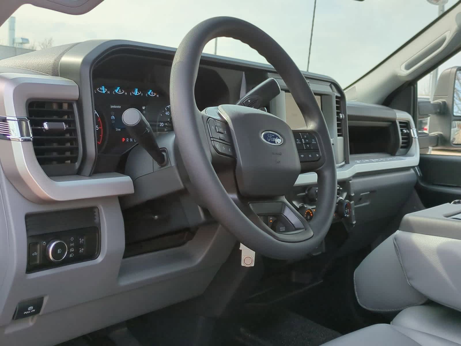 Thumbnail: 2025 Ford Econoline - 10